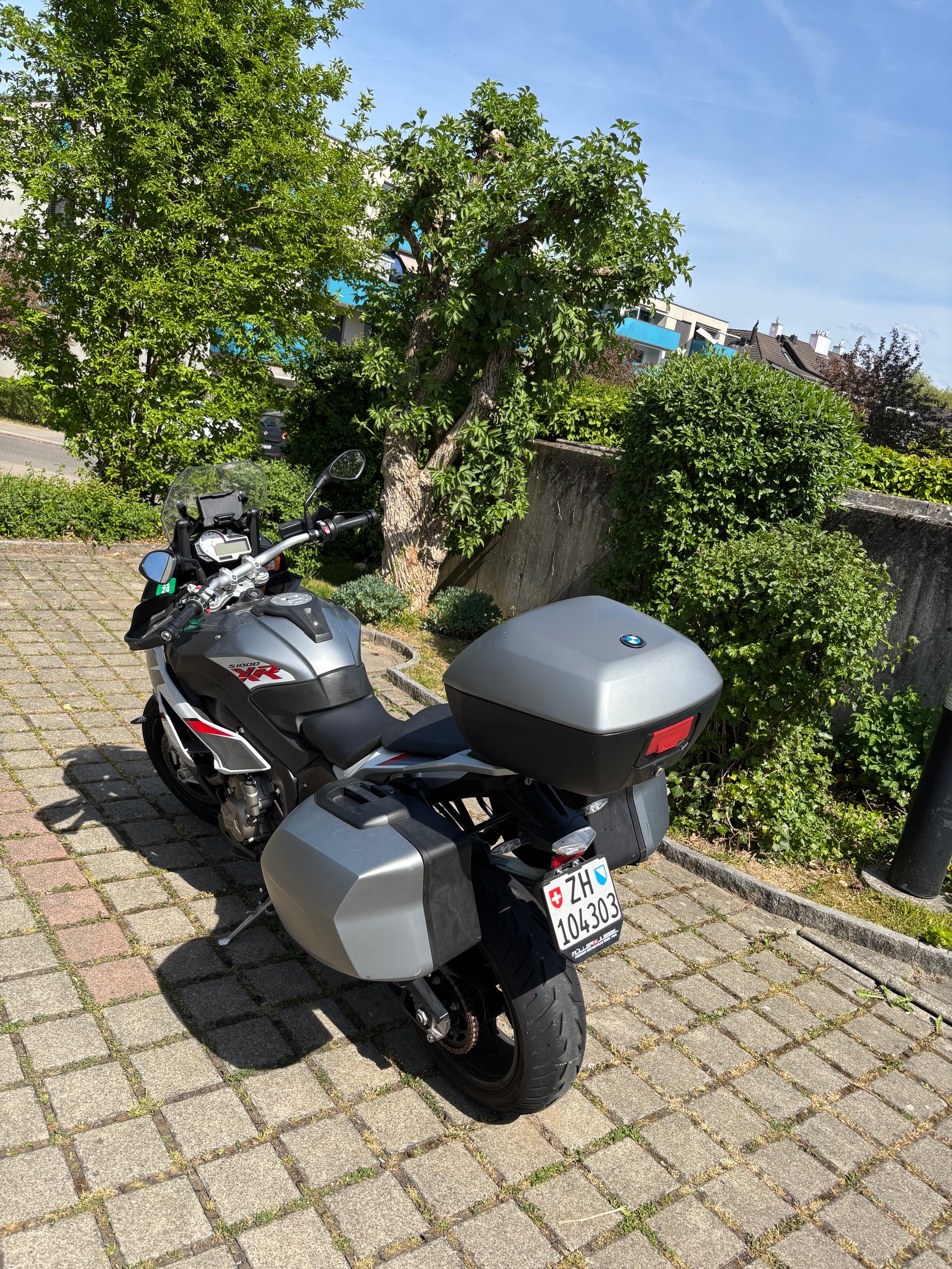 BMW S 1000 XR ABS-image-9