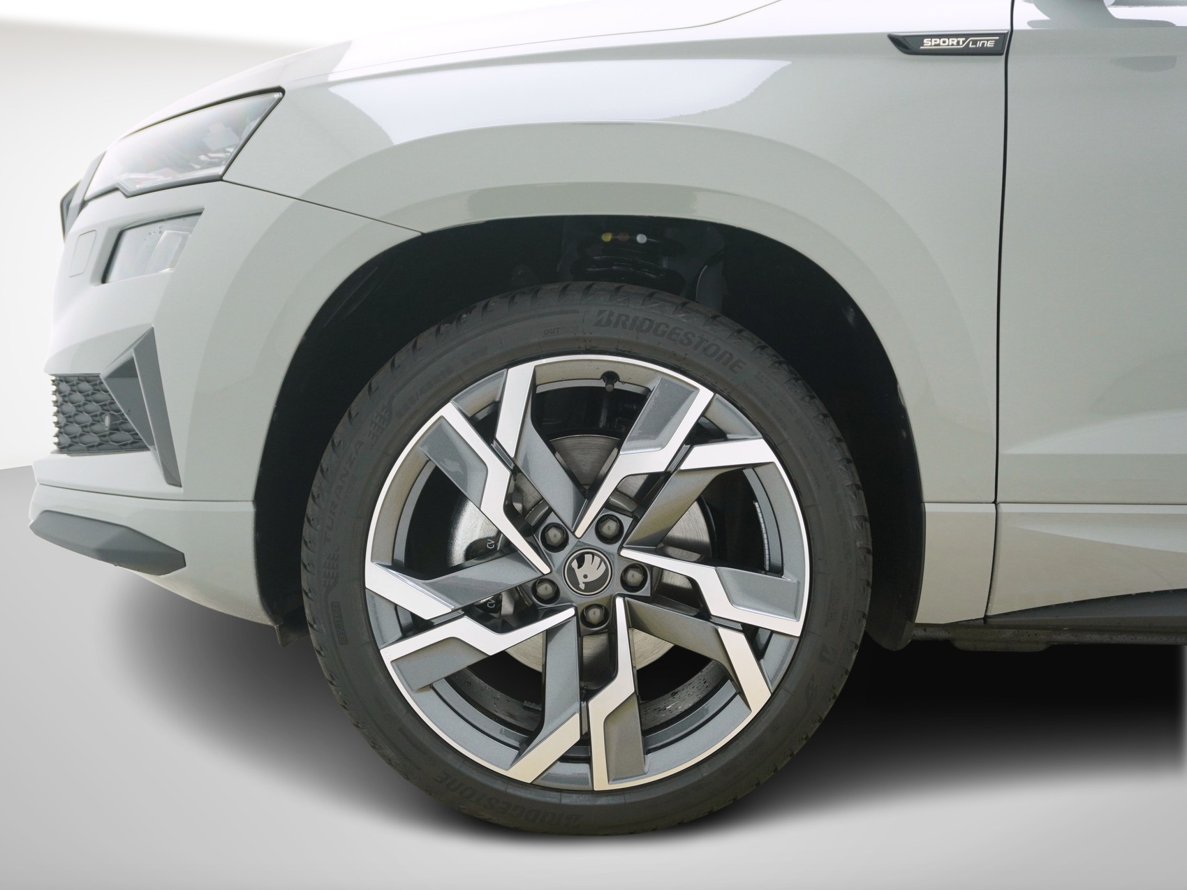 SKODA Karoq 2.0 TSI SportLine DSG 4x4-image-9
