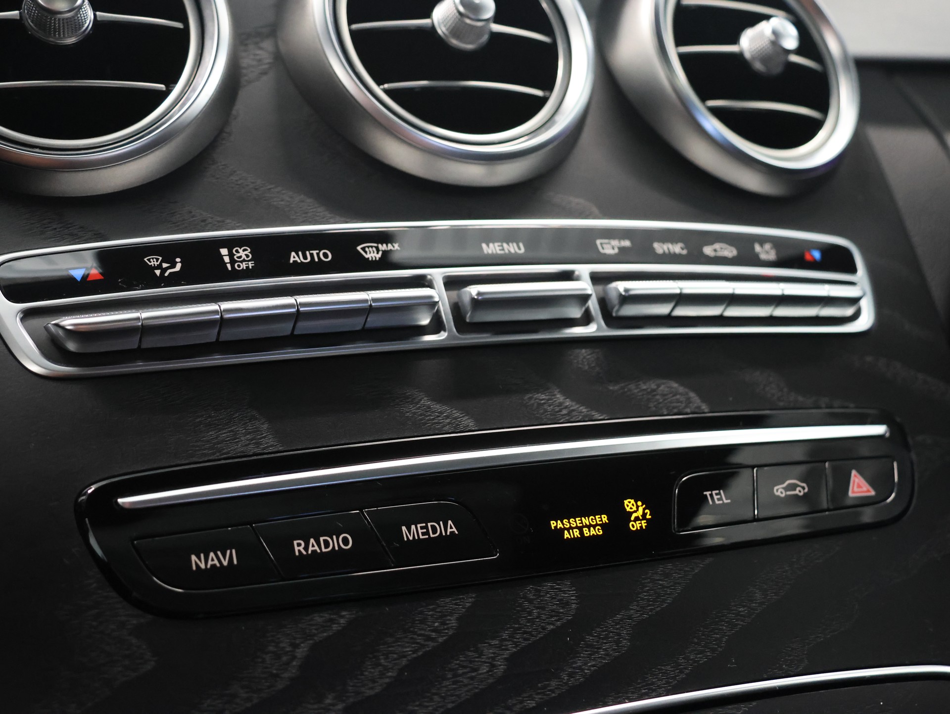 MERCEDES-BENZ C 200 Swiss Star 4M 9G-Tronic *Sitzheizung* *Panormadach* *Burmester*-image-21