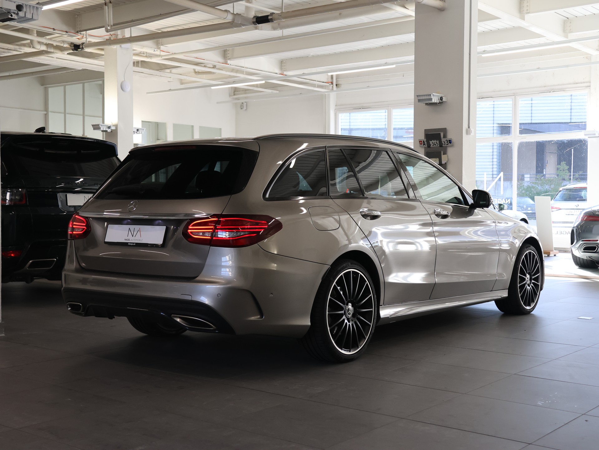 MERCEDES-BENZ C 200 Swiss Star 4M 9G-Tronic *Sitzheizung* *Panormadach* *Burmester*-image-5
