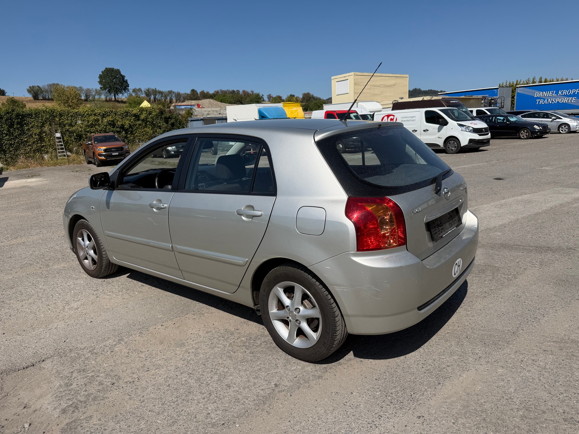 TOYOTA Corolla 1.6 Linea Sol-image-4