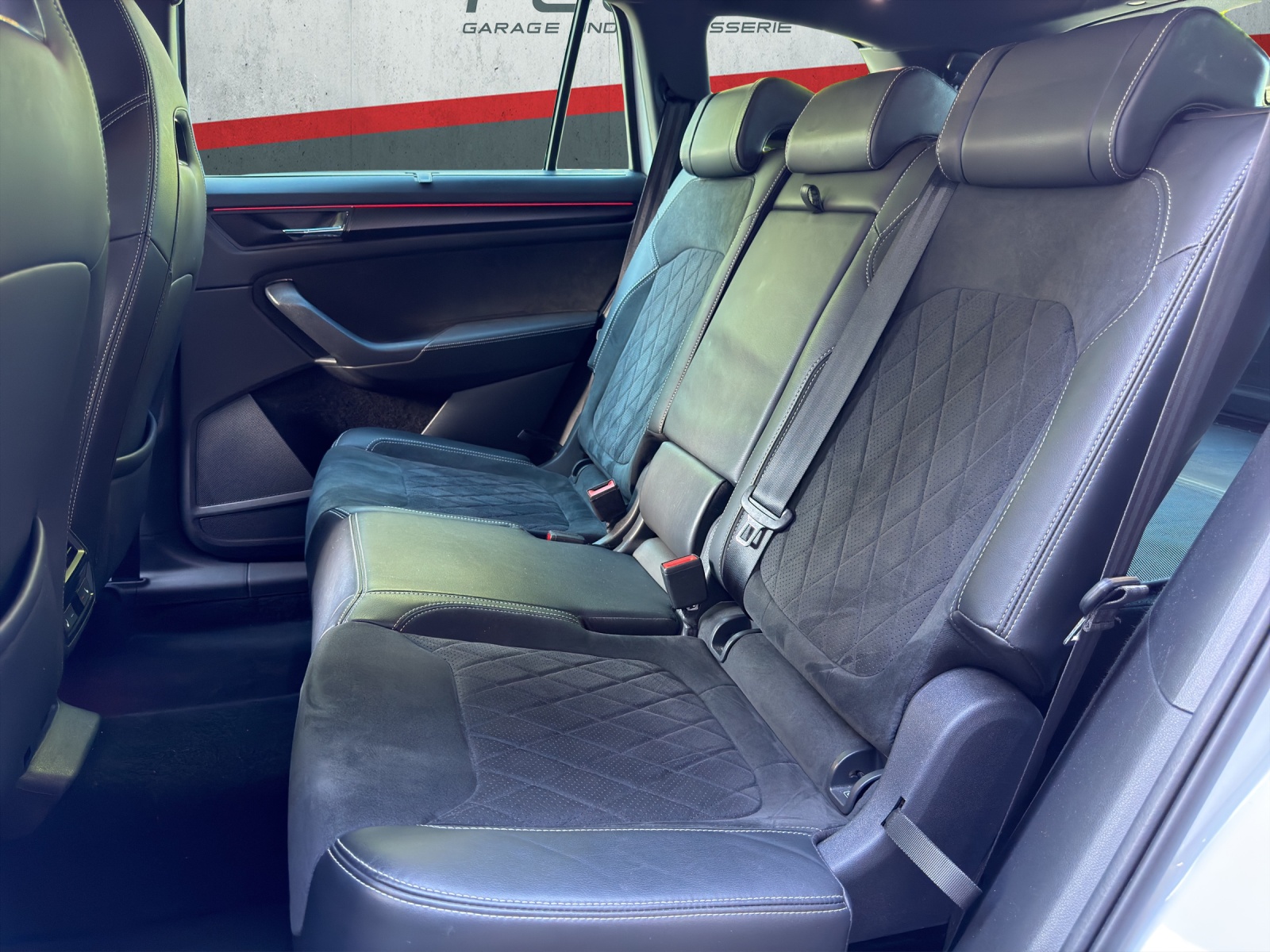 SKODA Kodiaq 2.0 TSI 4x4 SportLine-image-11