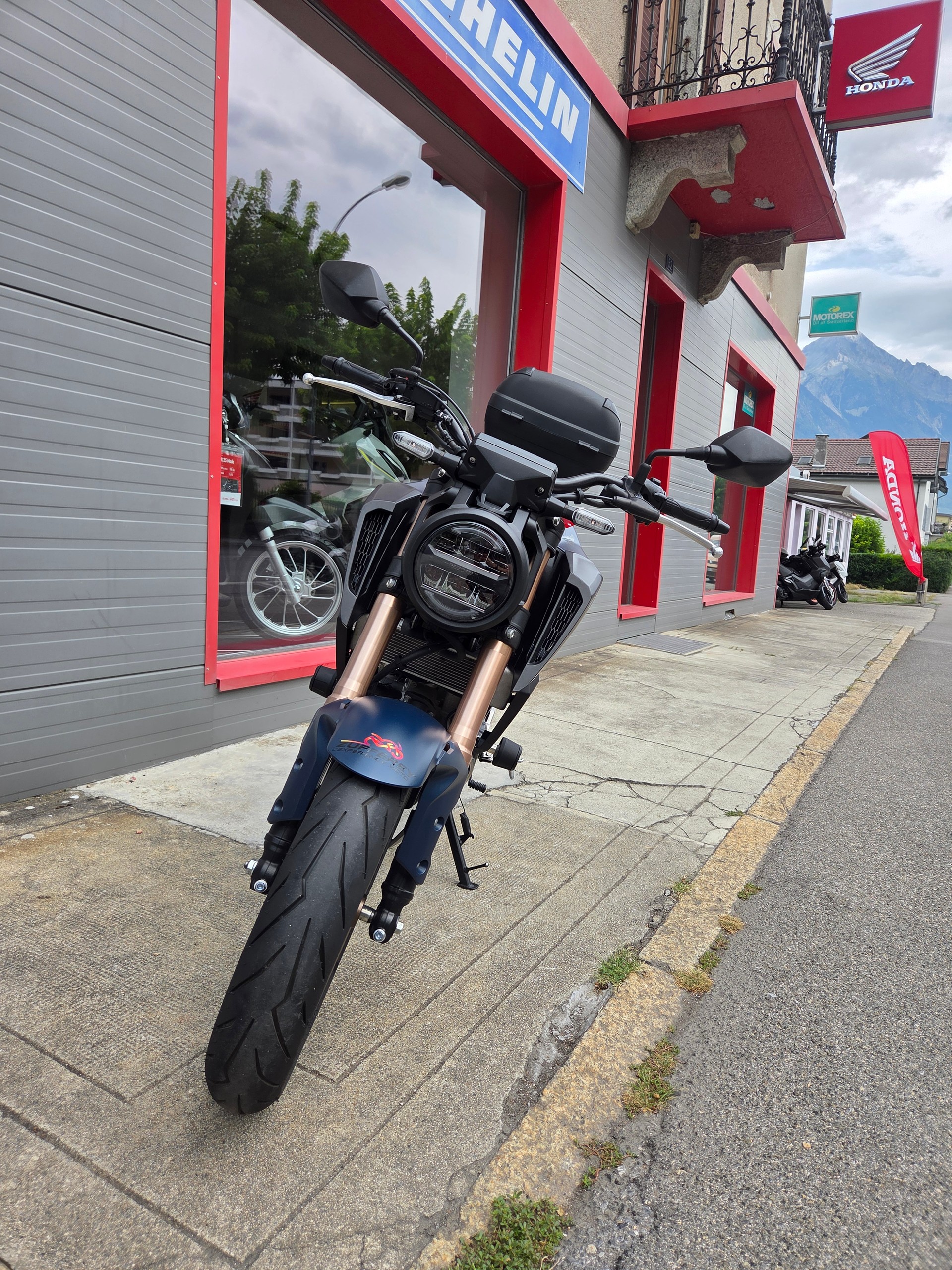 HONDA CB 125 R-image-1