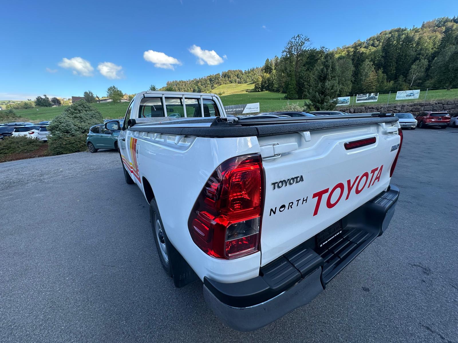 TOYOTA Hilux 2.4D-4D Comfort Single Cab 4x4-image-4
