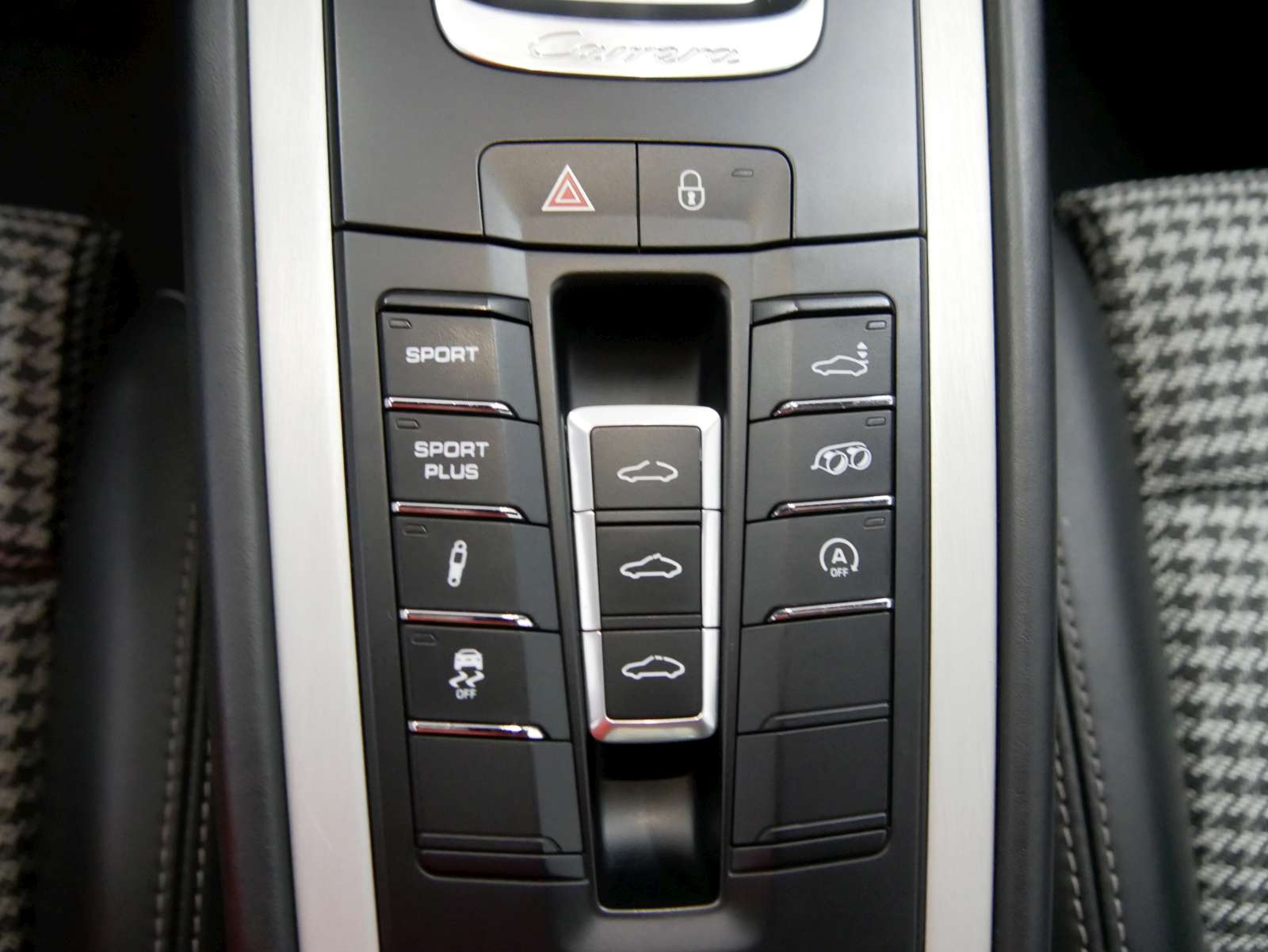 PORSCHE 911 Carrera S 50 Years PDK-image-11