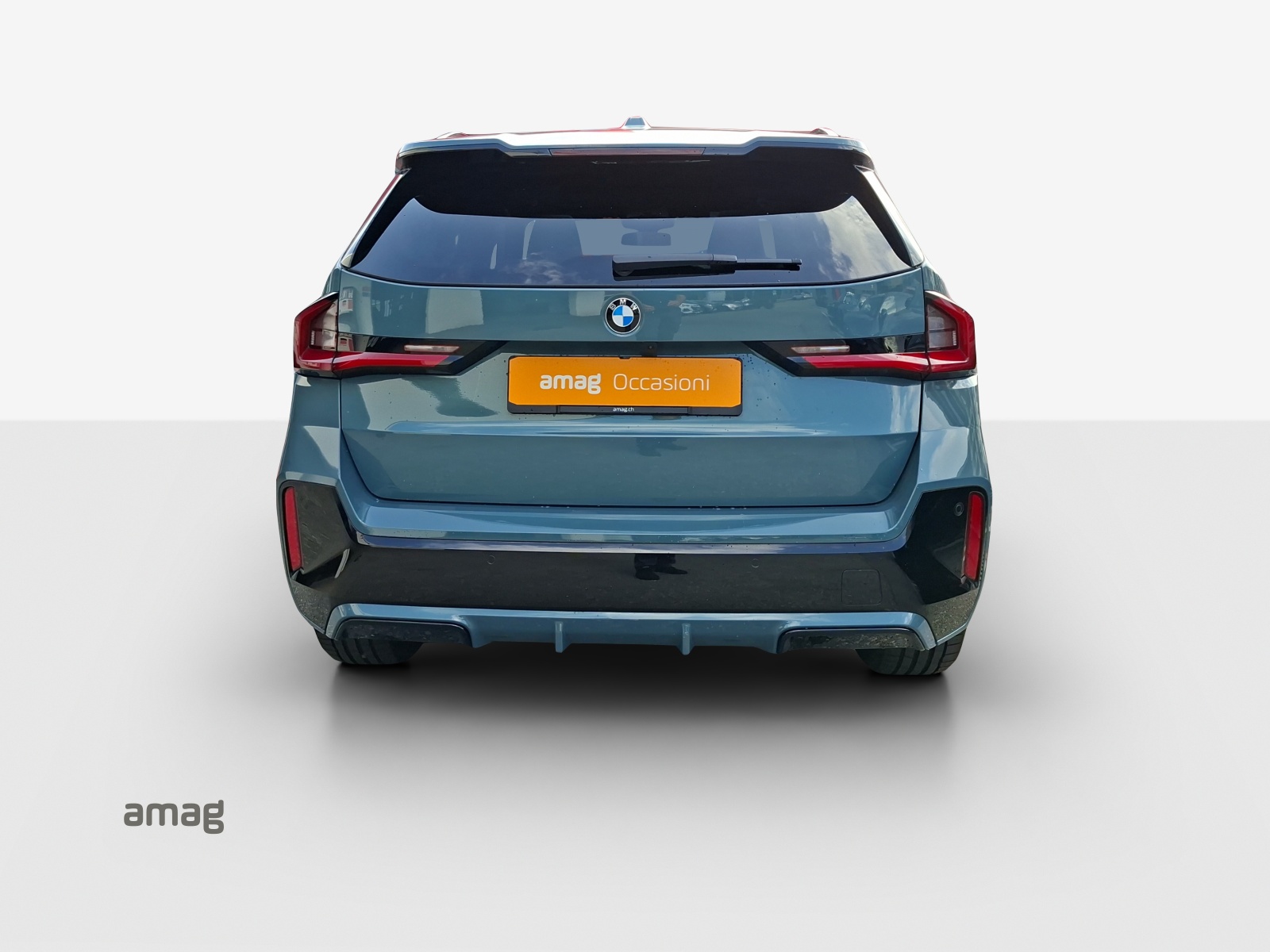 BMW X1 xDrive 23d 48V M Sport-showroom-element-3