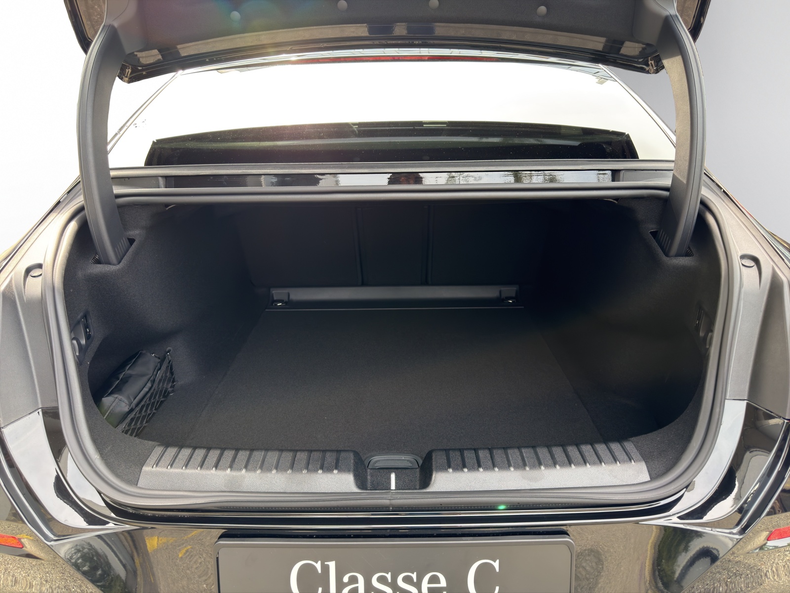 MERCEDES-BENZ C 400 4M EQ-image-5