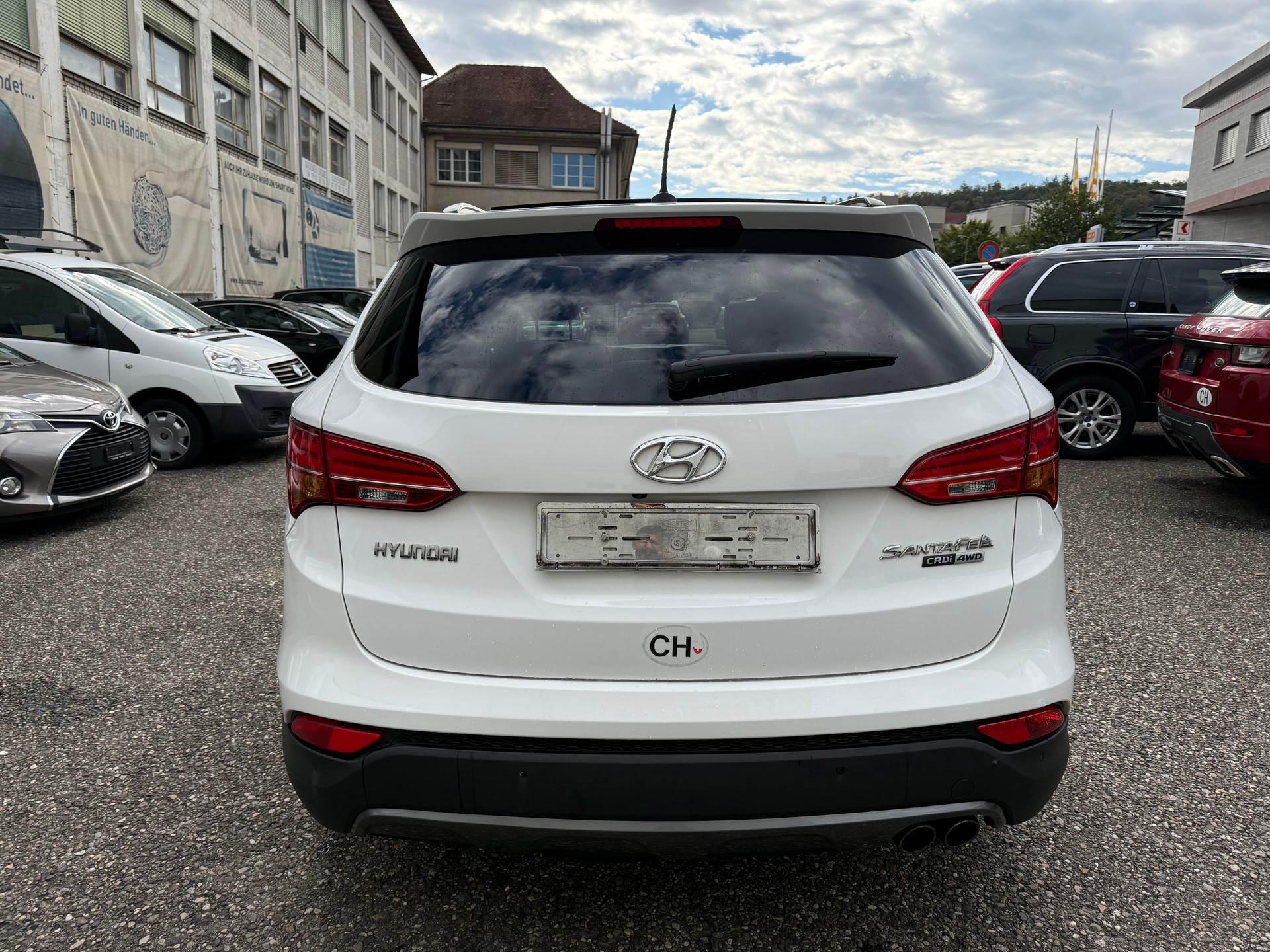 HYUNDAI Santa Fe 2.2 CRDI Premium 4WD Automatic-showroom-element-3