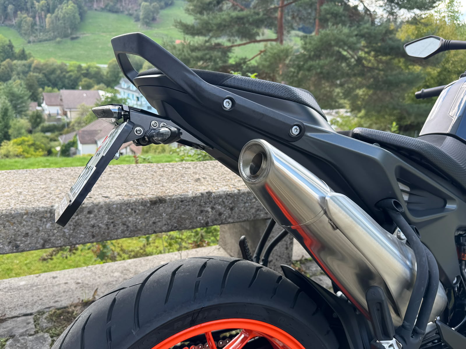 KTM L-image-2
