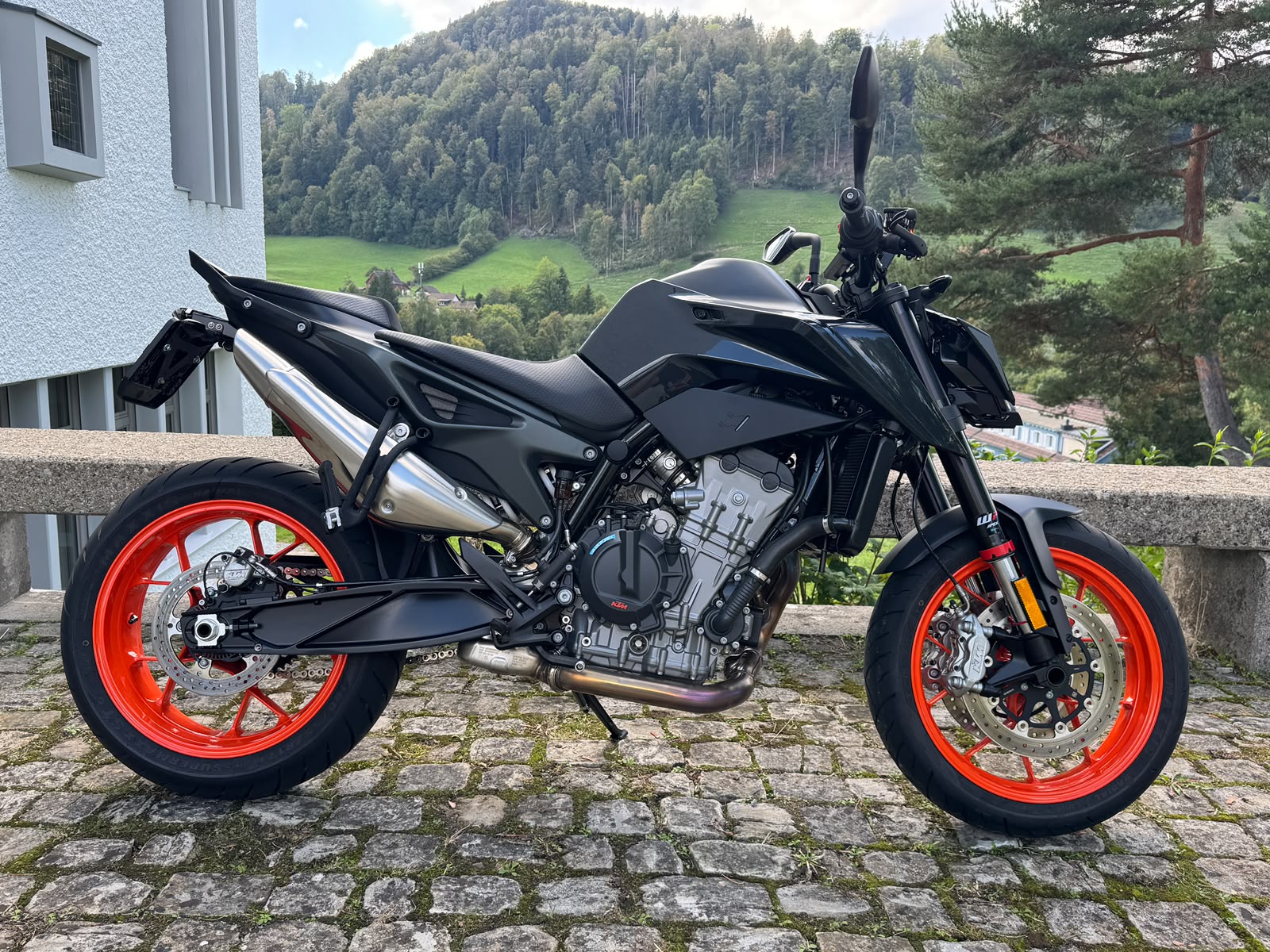 KTM L-image-0
