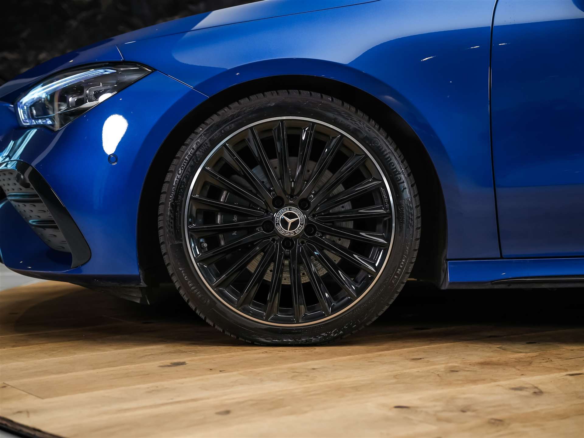 MERCEDES-BENZ CLA 200 d Coupe AMG Line Night Edition *Werksgarantie*Sitzheizung*-image-15
