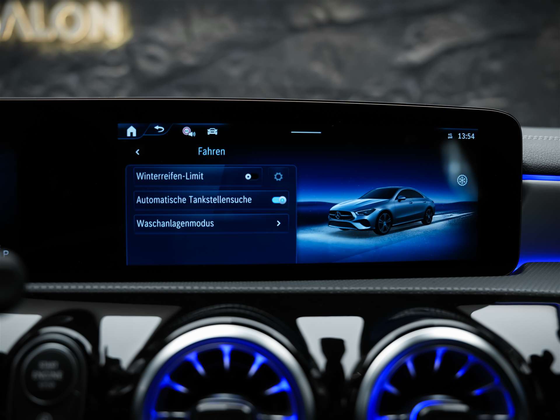 MERCEDES-BENZ CLA 200 d Coupe AMG Line Night Edition *Werksgarantie*Sitzheizung*-image-34