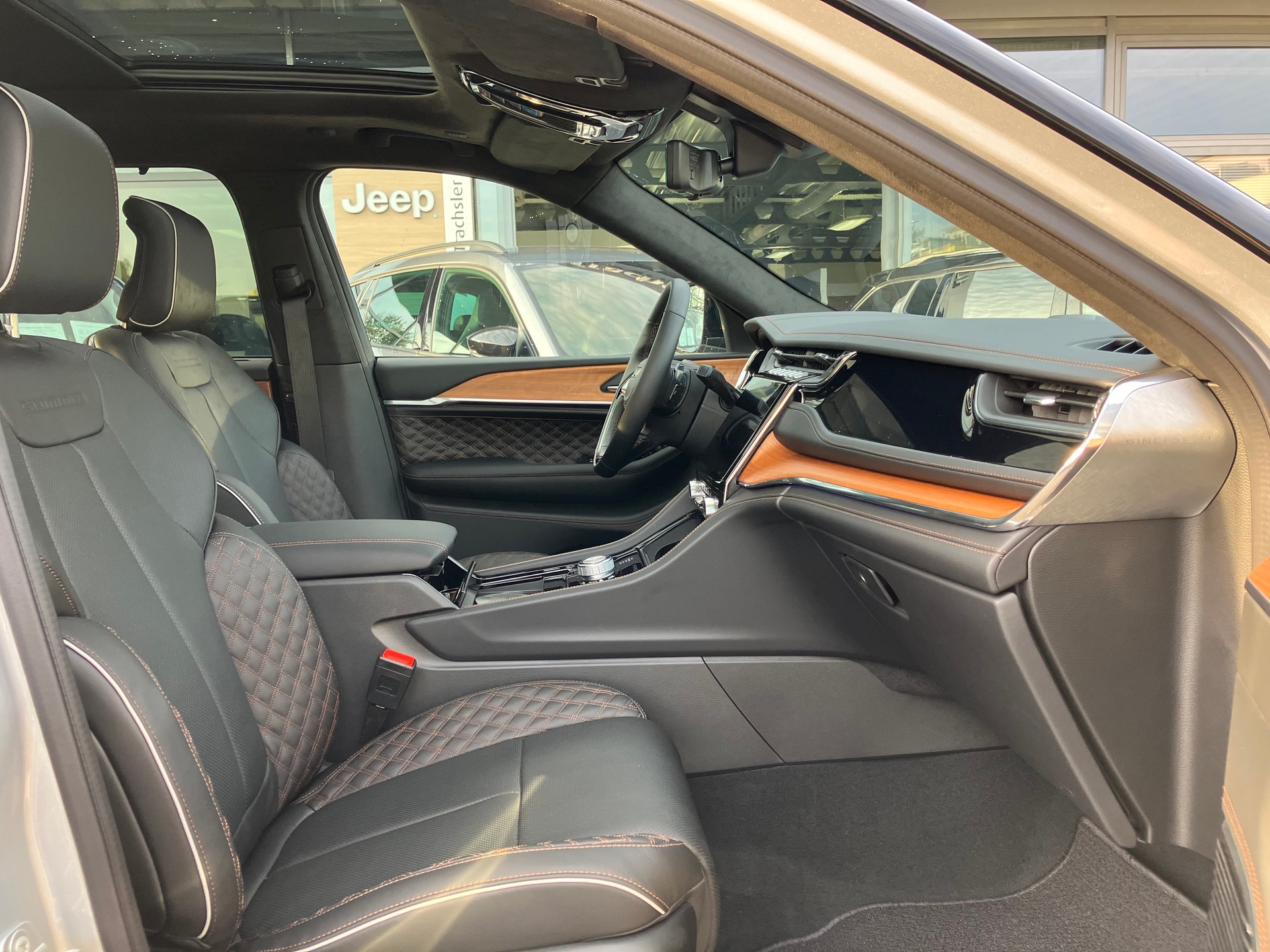 JEEP Grand Cherokee 2.0 Plug-in-Hybrid Summit Reserve 4xe-image-7