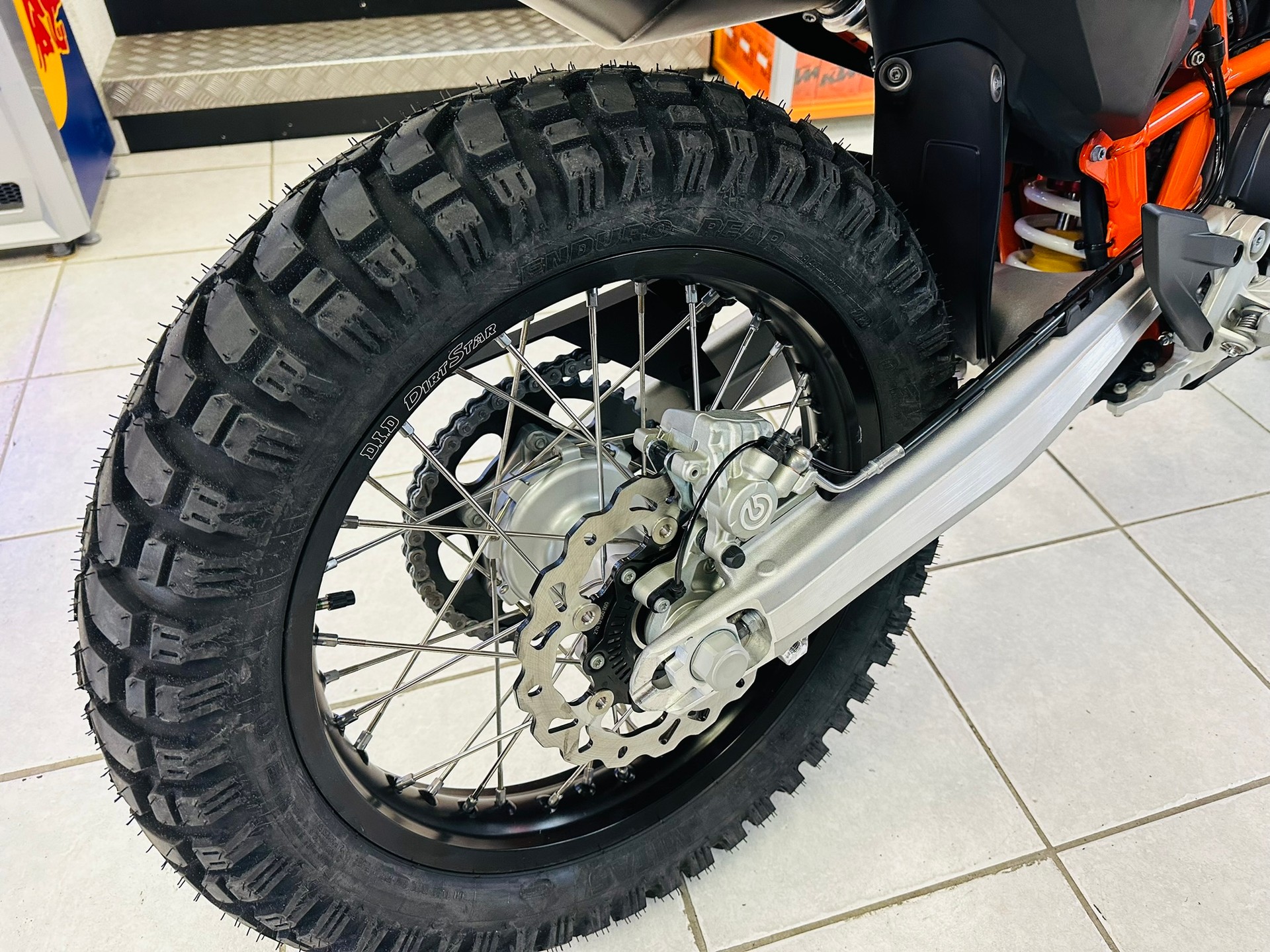 KTM 690 Enduro R-image-3
