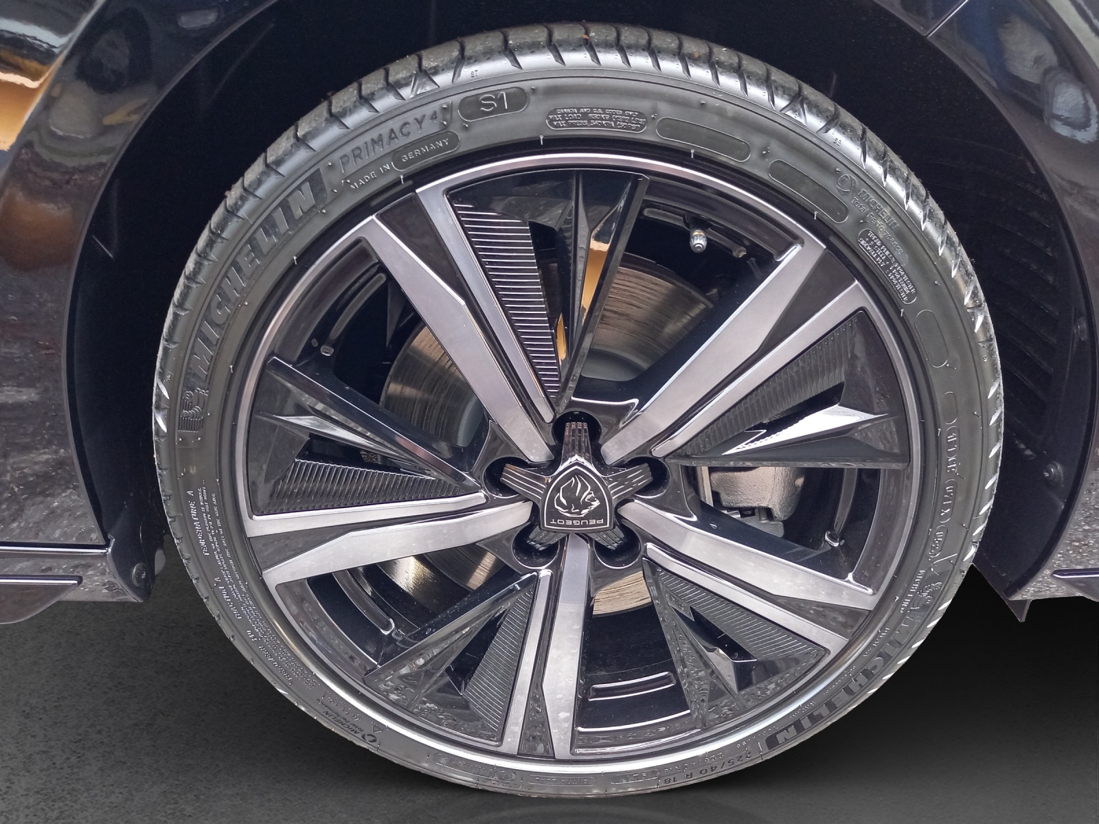 PEUGEOT 308 SW 1.6 PHEV 180 GT-image-14