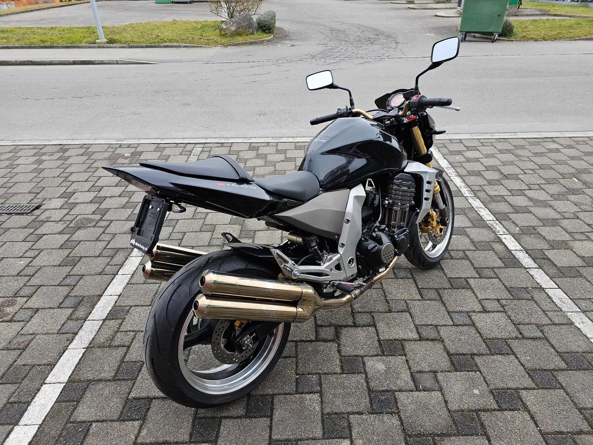 KAWASAKI Z 1000 A1-image-3