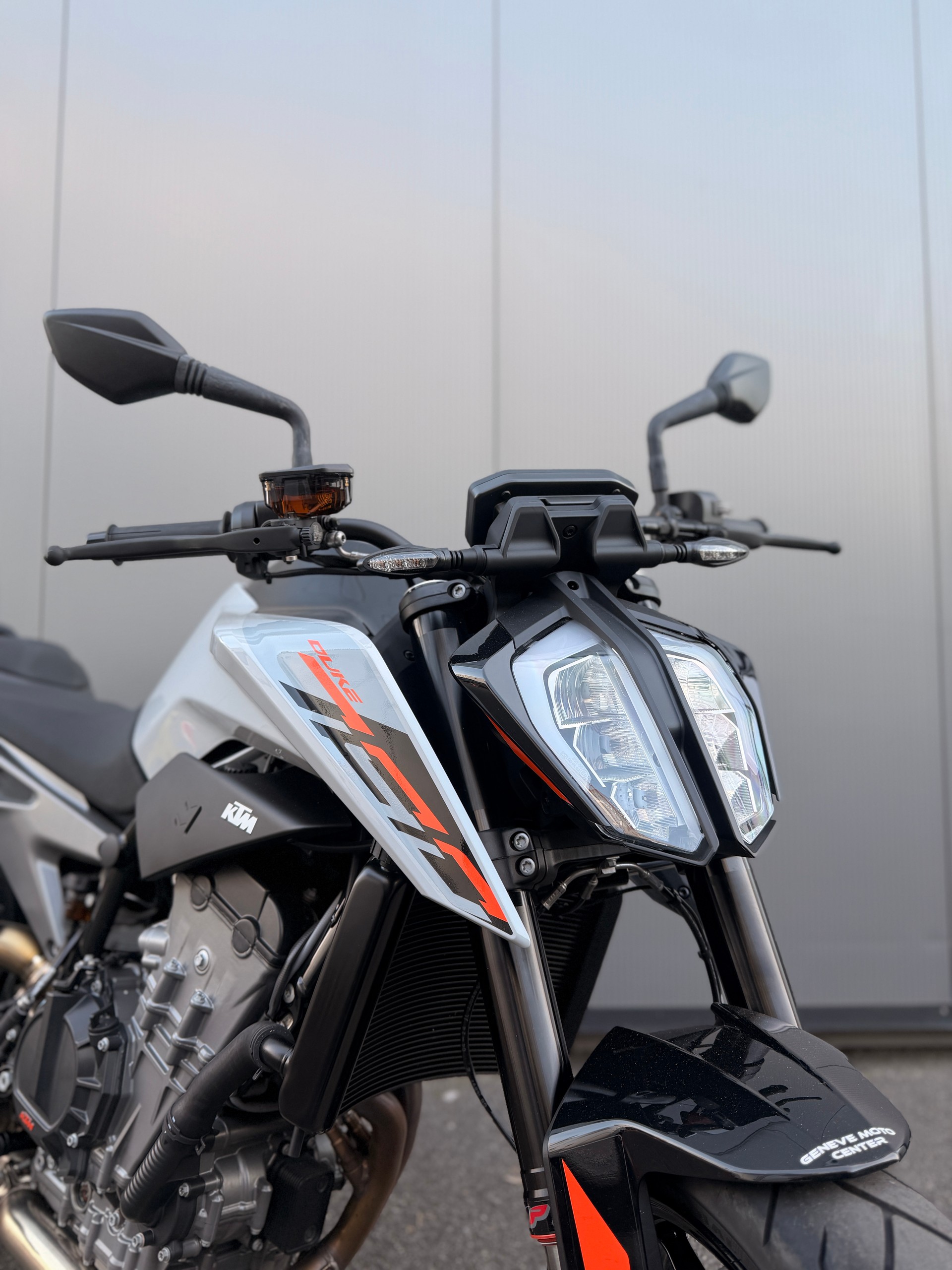 KTM 790 Duke-image-3