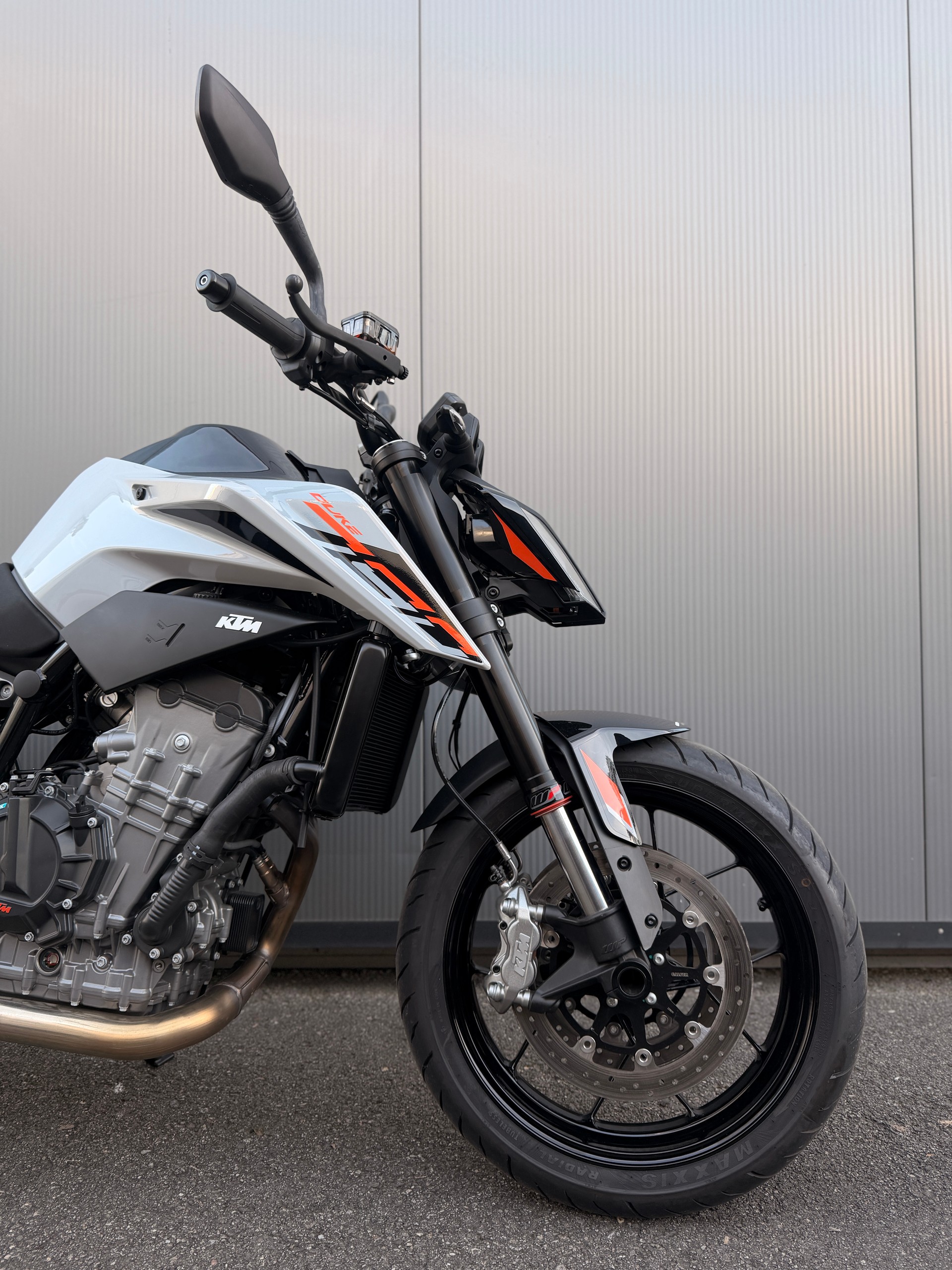 KTM 790 Duke-image-4