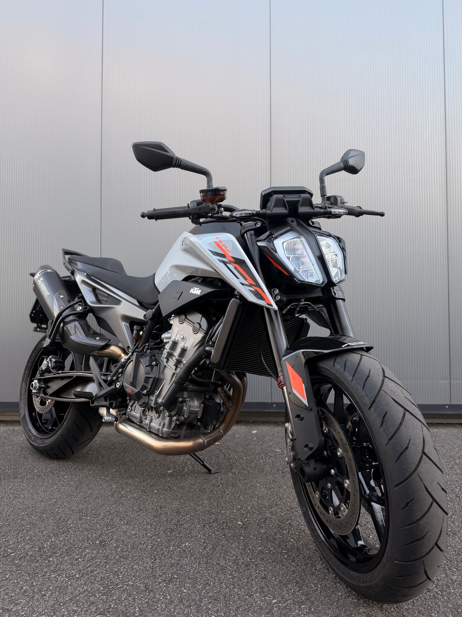 KTM 790 Duke-image-1