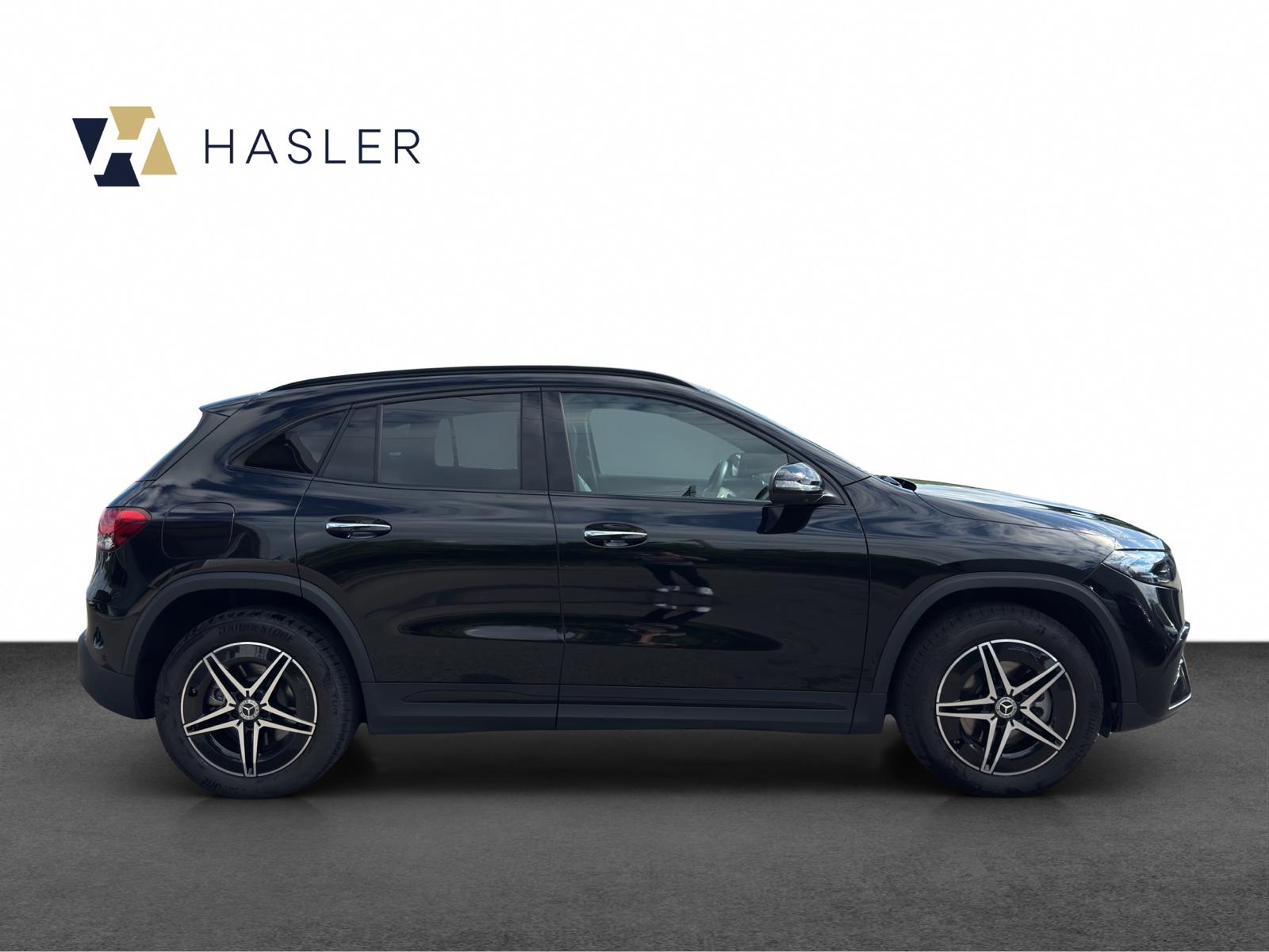 MERCEDES-BENZ EQA 300 AMG Line 4Matic-image-6