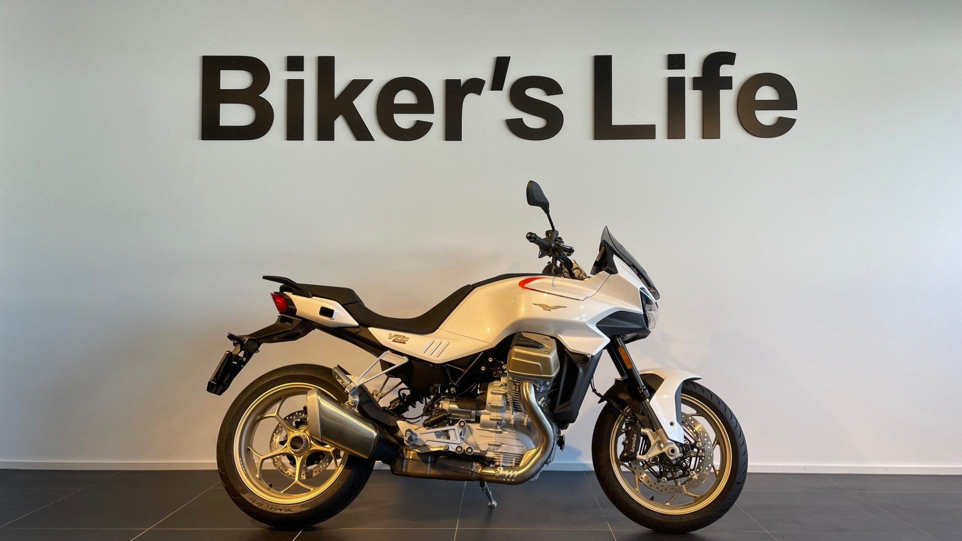 MOTO GUZZI V100 Mandello-image-0