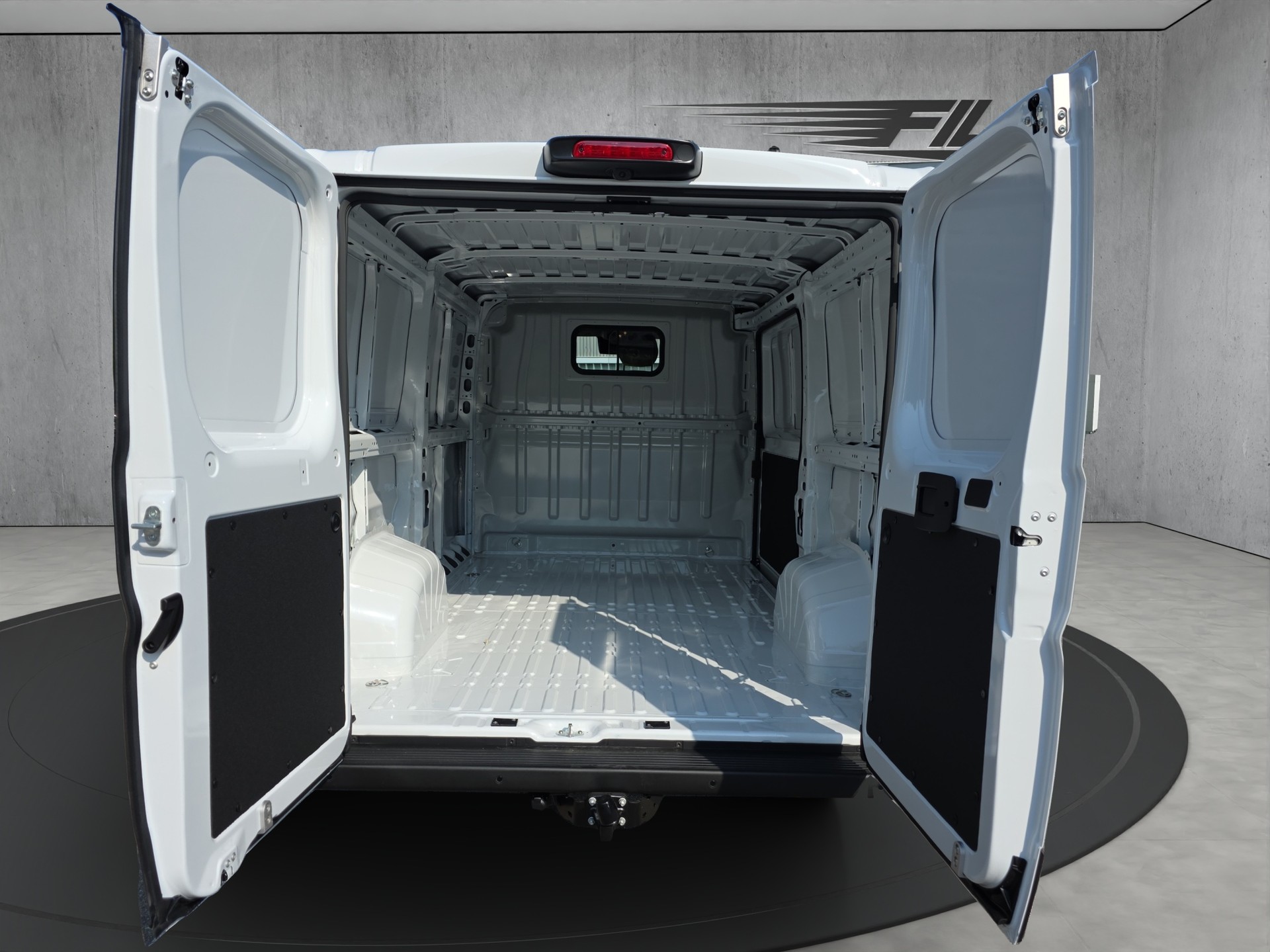 FIAT Ducato Fourg. 290 2.2 140CV L2 H1 3.3T-image-13