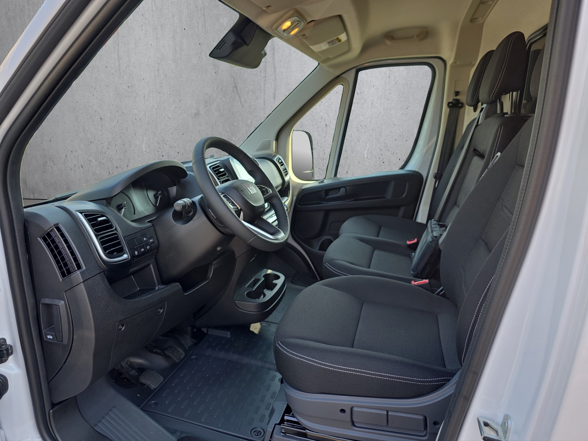 FIAT Ducato Fourg. 290 2.2 140CV L2 H1 3.3T-image-7