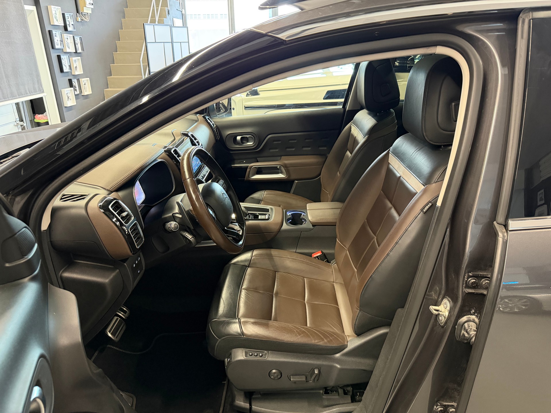 CITROEN C5 Aircross 2.0 BlueHD Shine EAT8-image-8