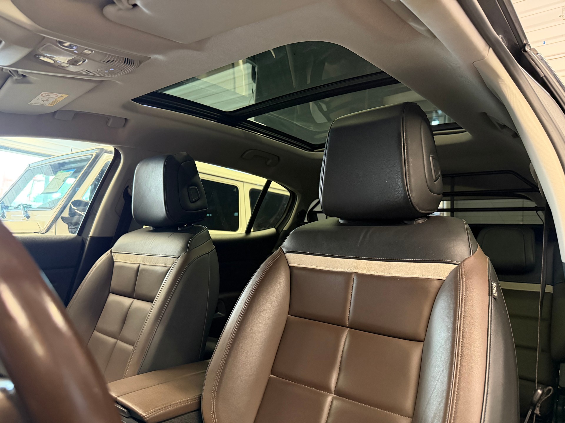 CITROEN C5 Aircross 2.0 BlueHD Shine EAT8-image-11