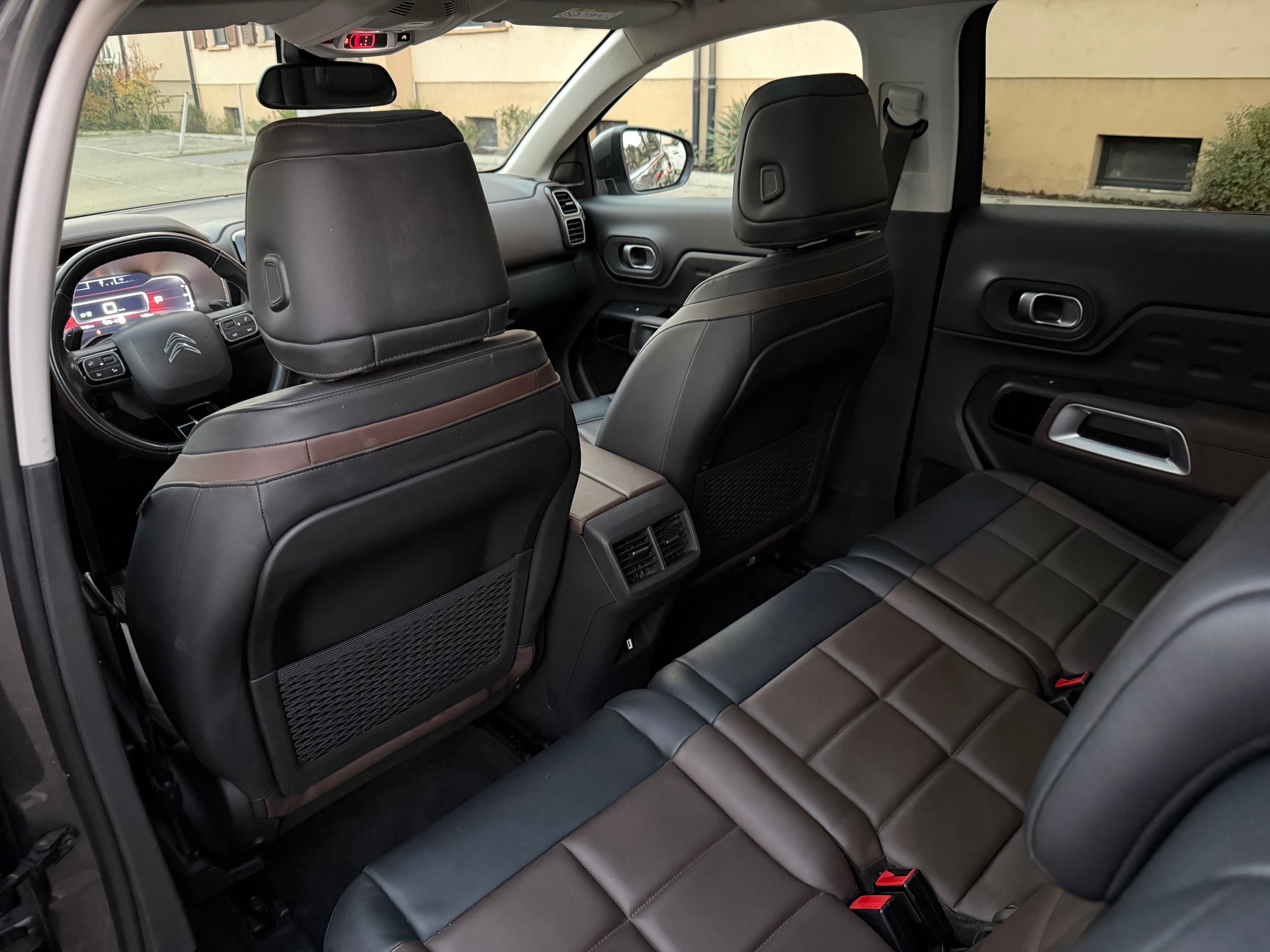 CITROEN C5 Aircross 2.0 BlueHD Shine EAT8-image-22