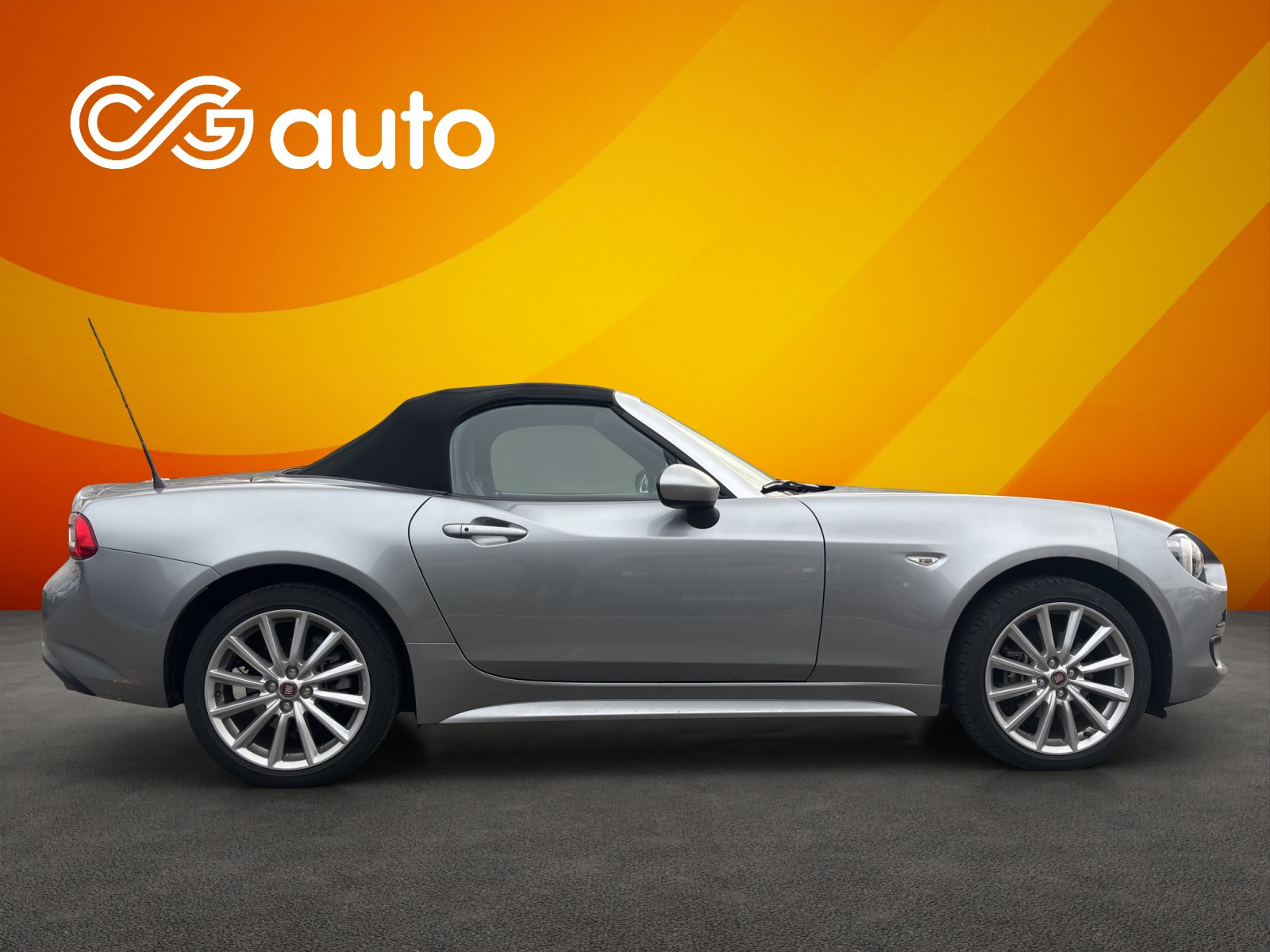 FIAT 124 Spider 1.4 TB Lusso-showroom-element-3