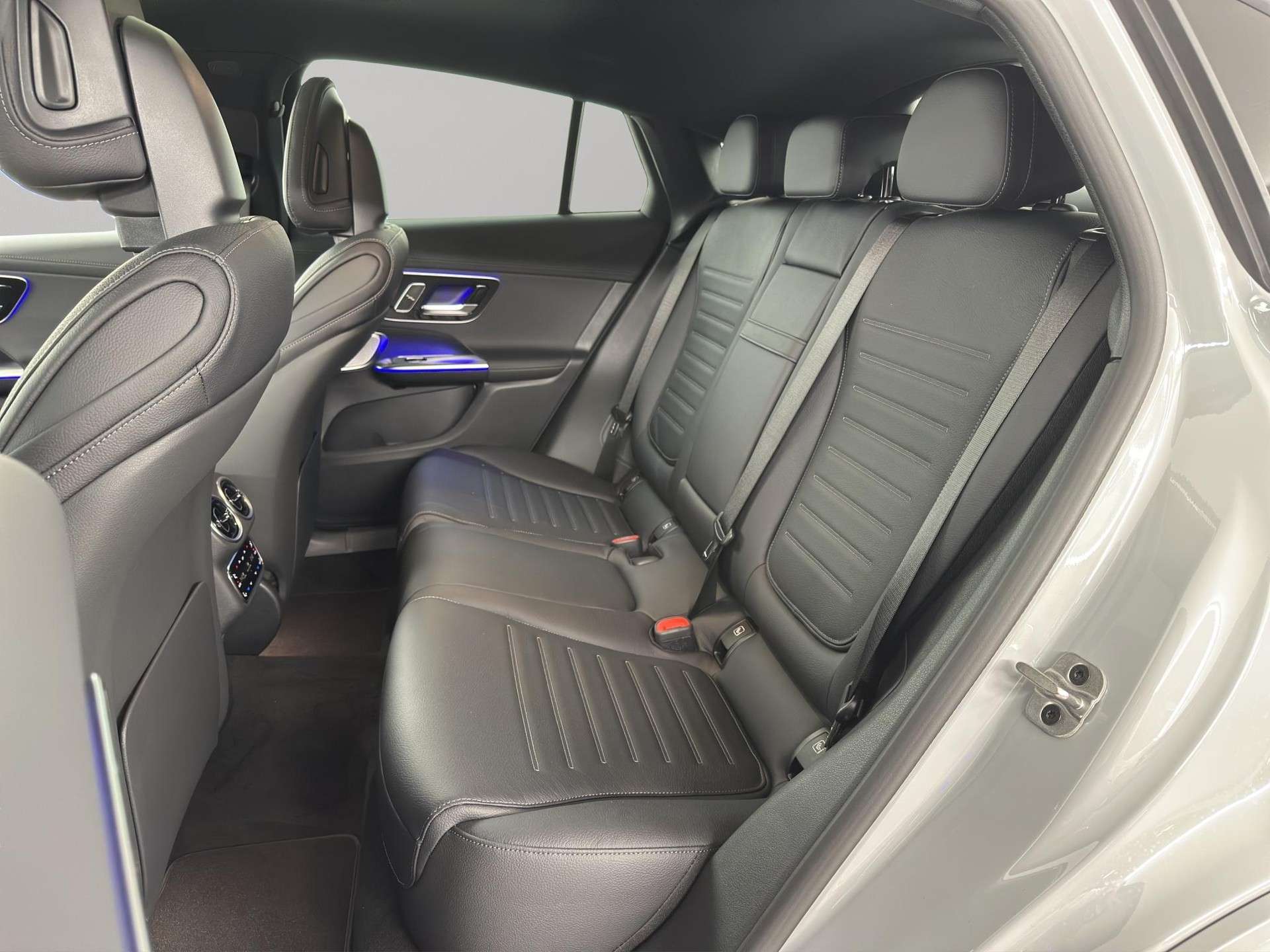 MERCEDES-BENZ GLC 450 d AMG Line 4matic Coupé-image-6