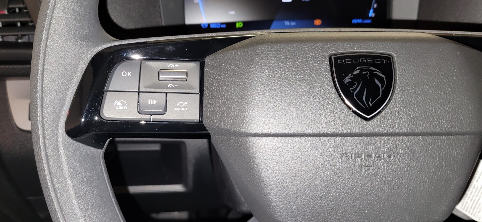 PEUGEOT Expert HDi150 S&S Standard-image-11