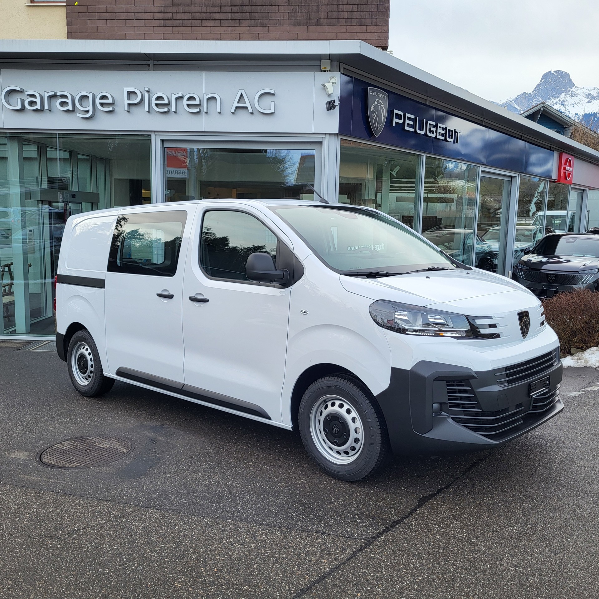 PEUGEOT Expert HDi150 S&S Standard
