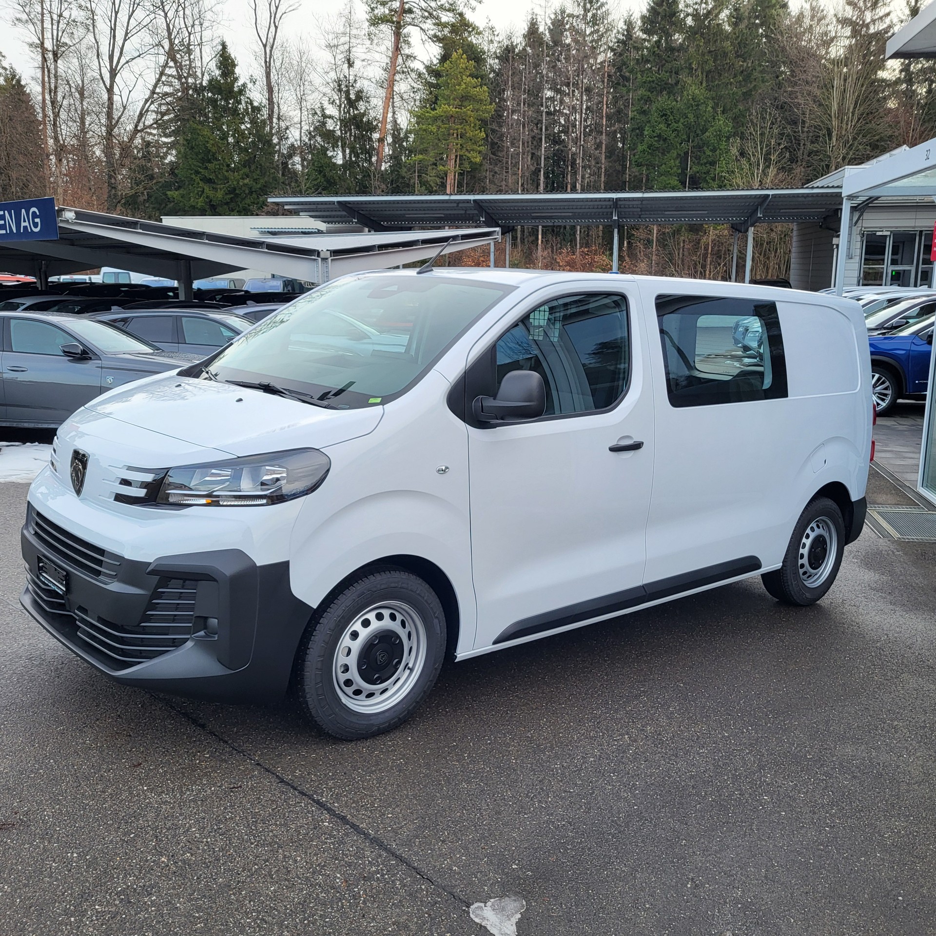 PEUGEOT Expert HDi150 S&S Standard-image-1