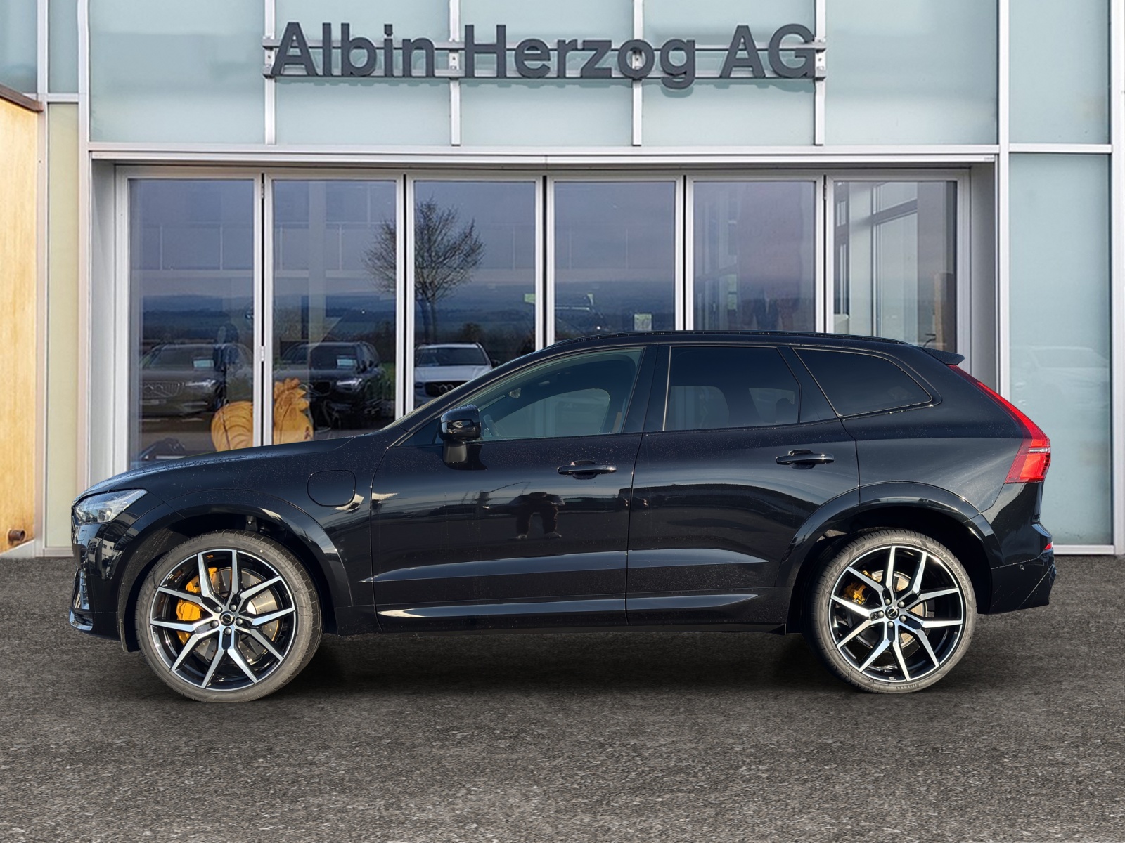 VOLVO XC60 2.0 T8 TE Polestar eAWD-showroom-element-1