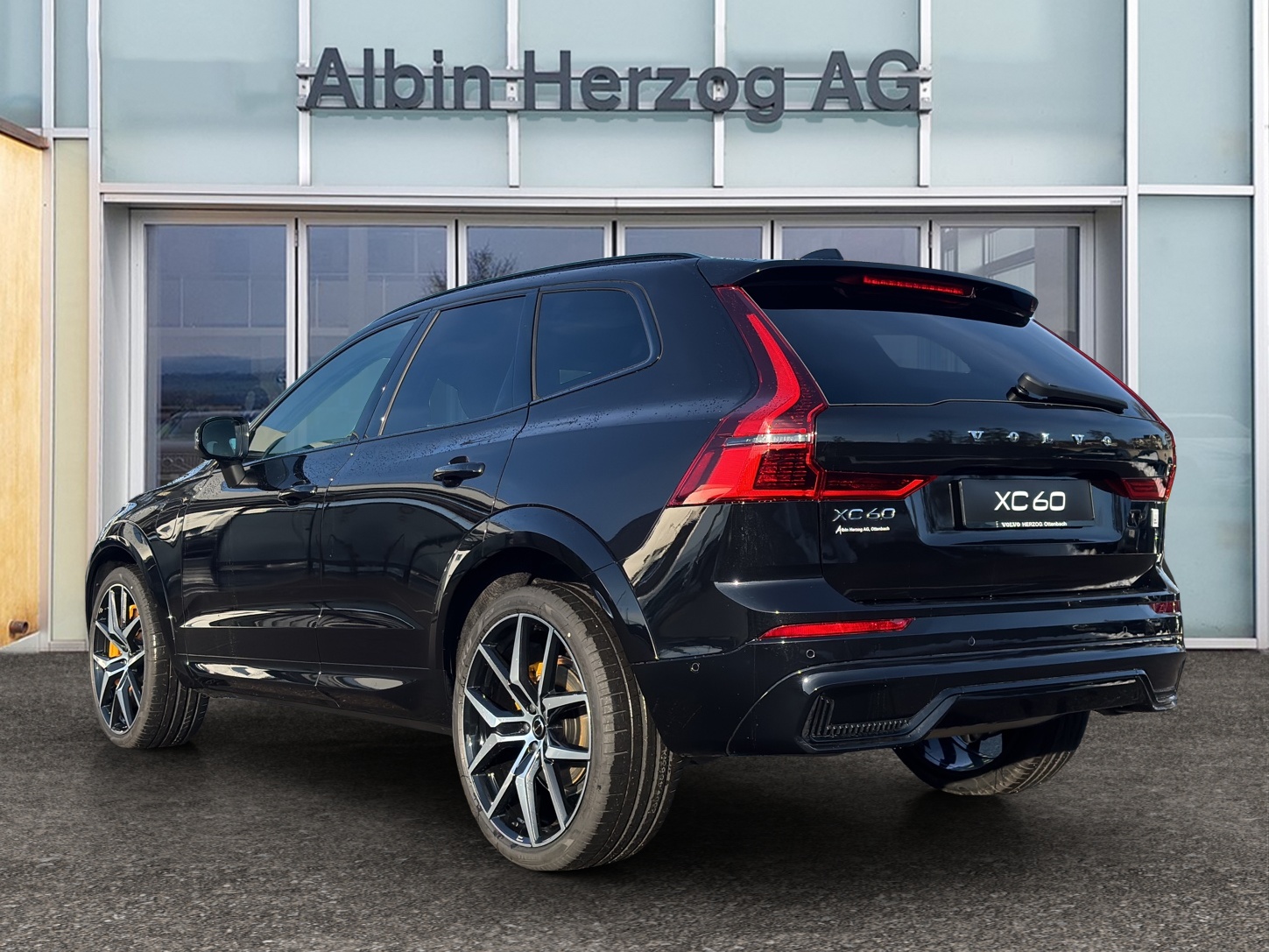 VOLVO XC60 2.0 T8 TE Polestar eAWD-showroom-element-2