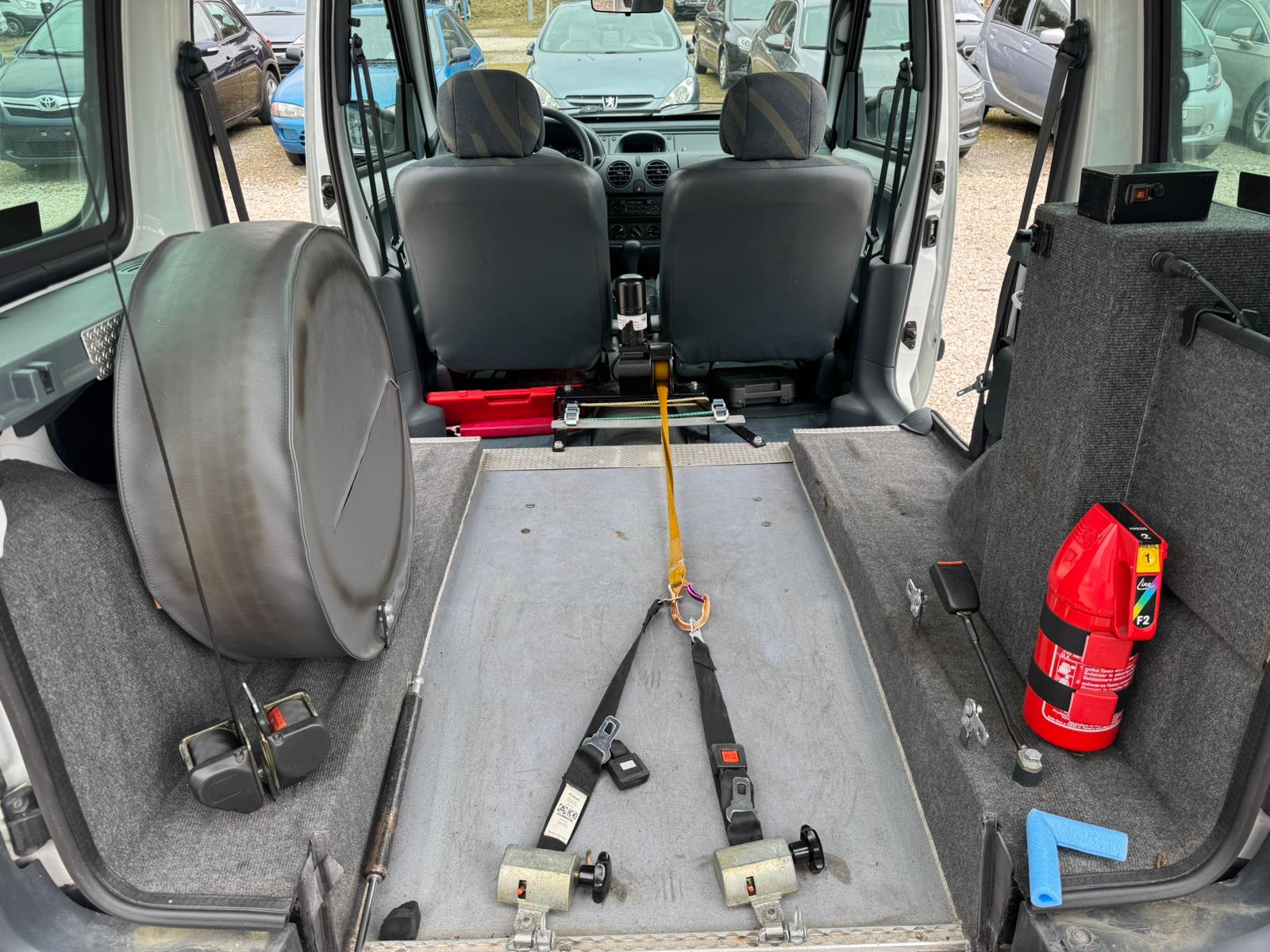 RENAULT Kangoo 1.4 RXE Alizé Automatic-image-10