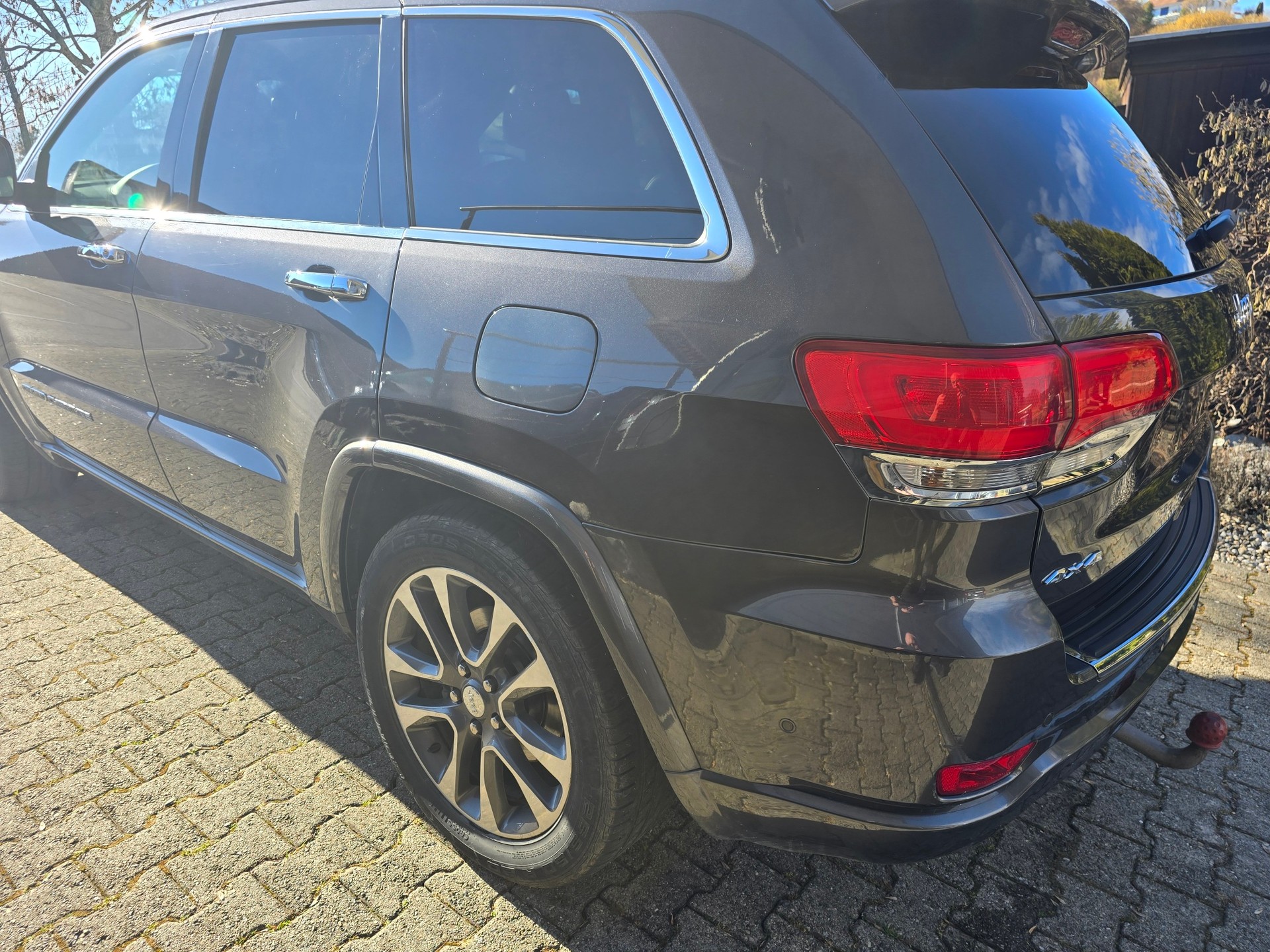 JEEP Grand Cherokee 3.0 CRD Overland Automatic-showroom-element-2