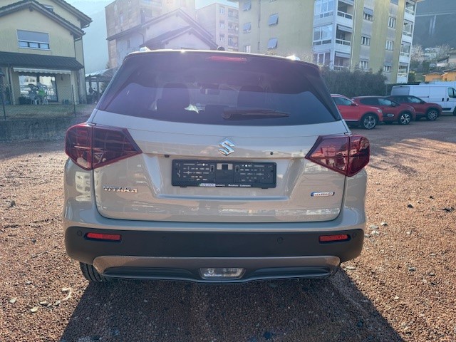 SUZUKI Vitara 1.4 Boosterjet Compact + 4x4 Hybrid Automatic-image-2