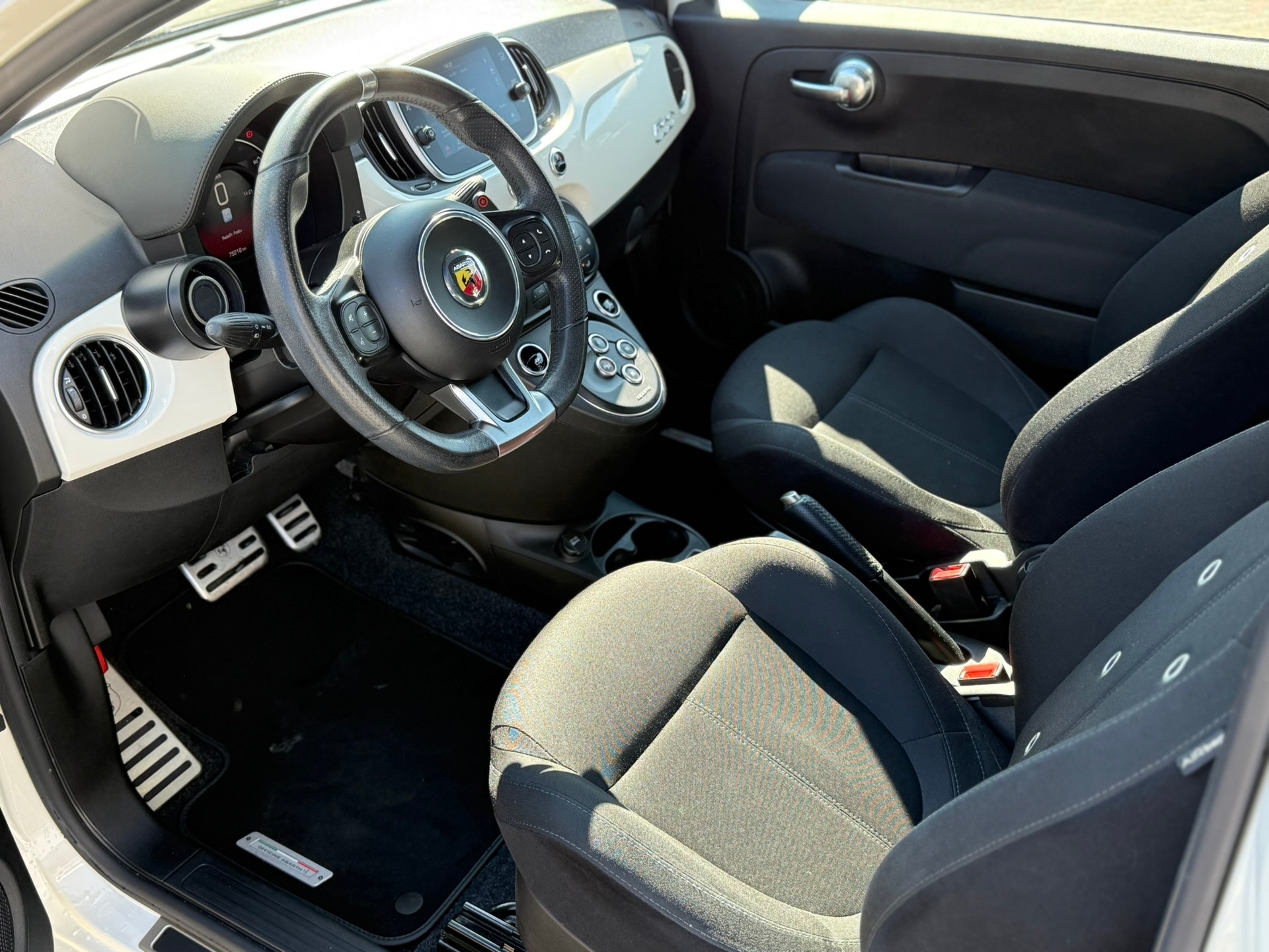 FIAT 595C 1.4 16V Turbo Abarth Dualogic-image-9