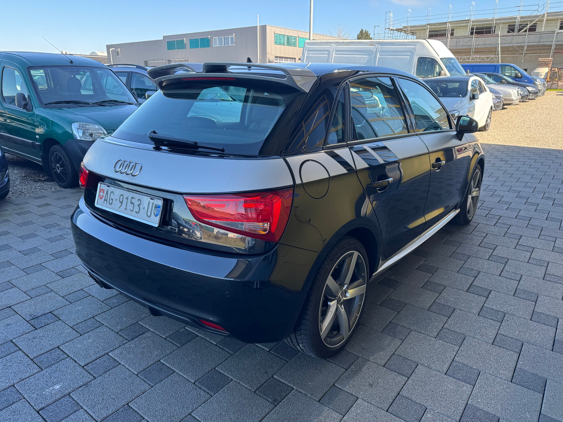 AUDI A1 Sportback 1.4 TFSI Ambition Competition-image-4