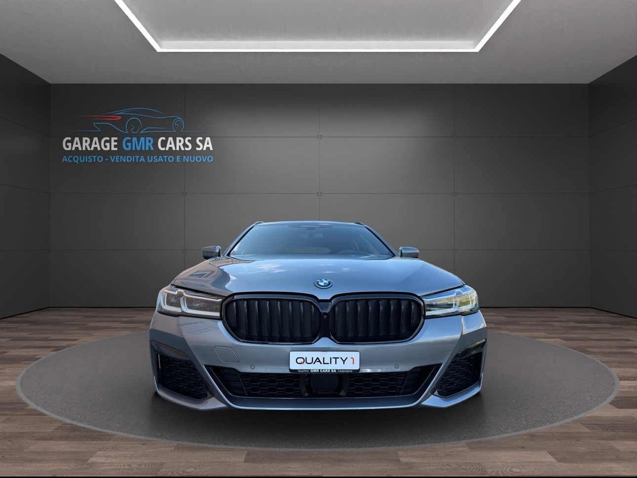 BMW 530e xDrive Touring M Sport Pro Steptronic-image-2
