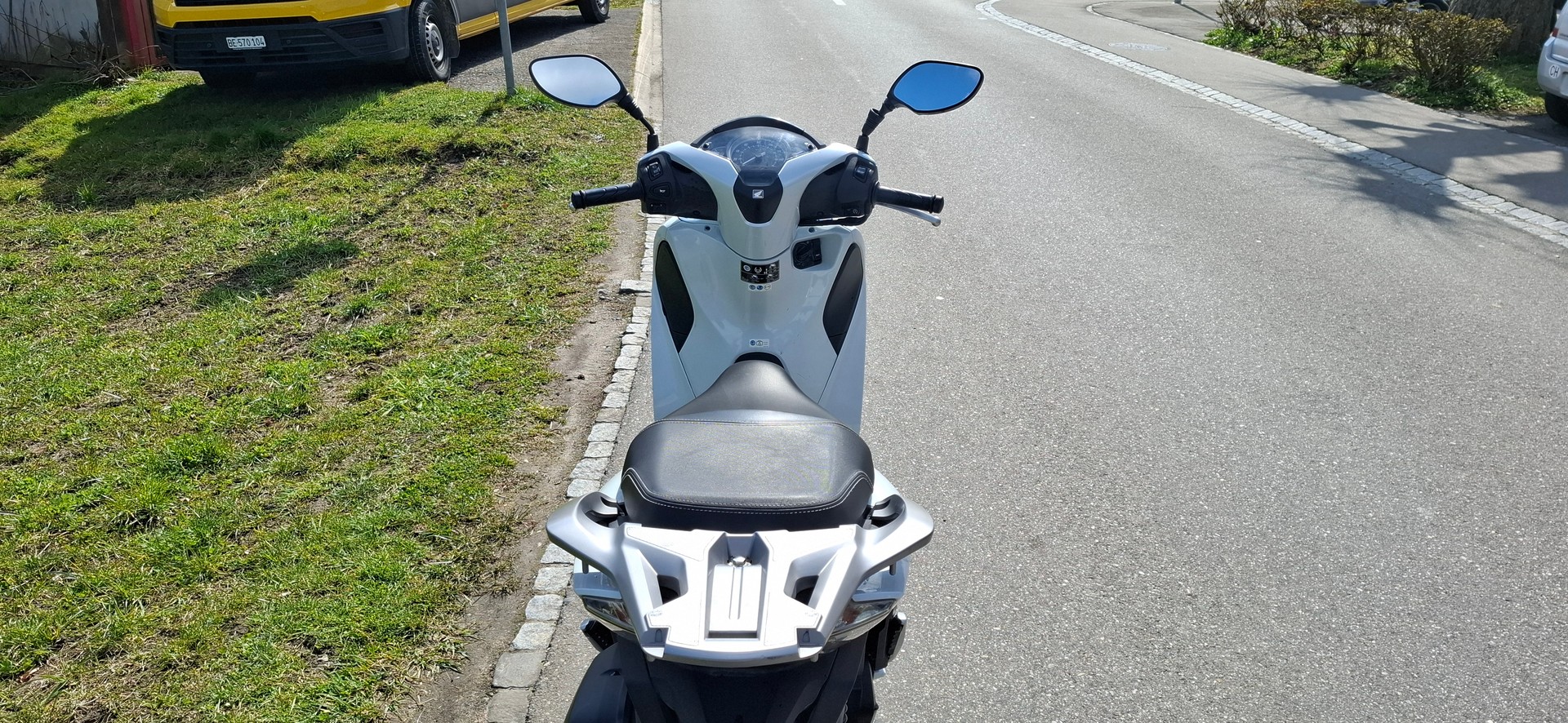 HONDA SH 125 i-image-10