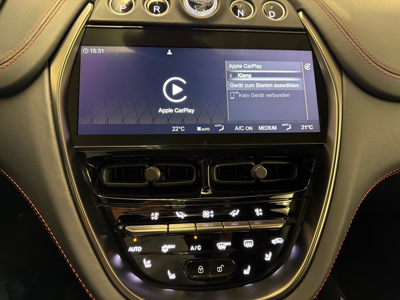 ASTON MARTIN DBX 707 4.0 V8-image-11