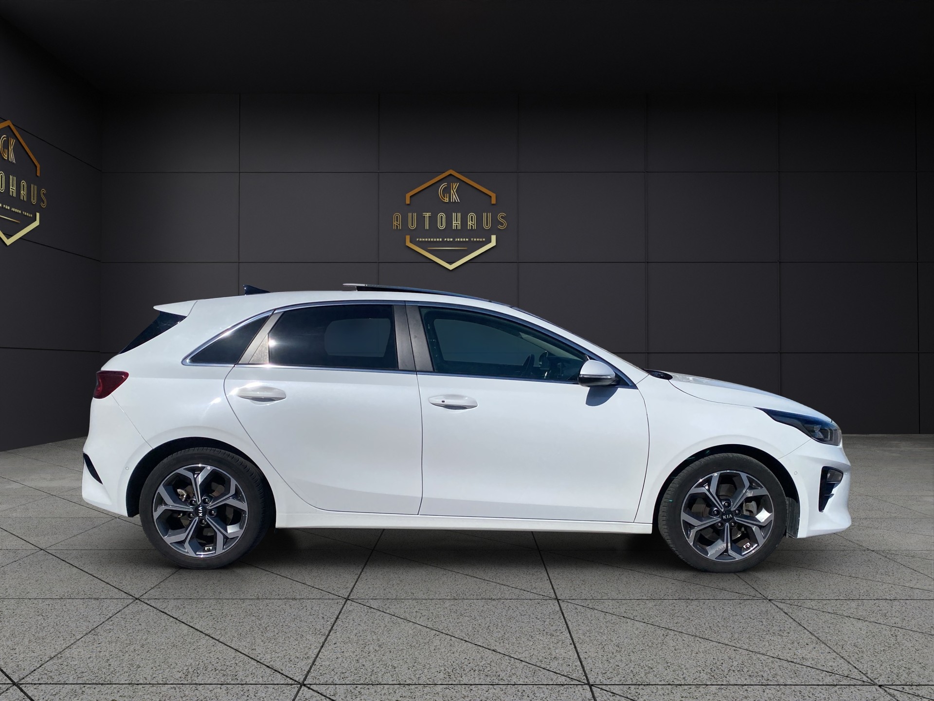 KIA Ceed 1.4 T-GDi Style DCT-image-6