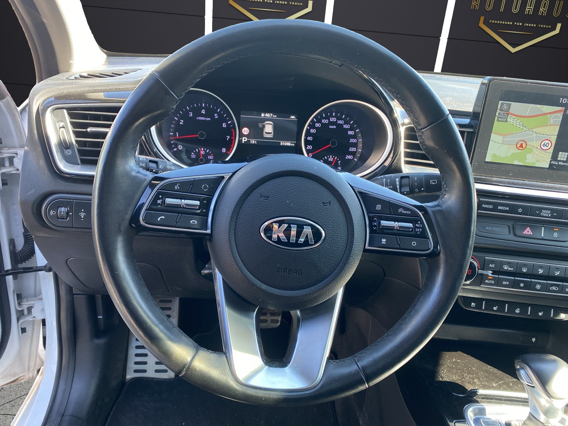 KIA Ceed 1.4 T-GDi Style DCT-image-11
