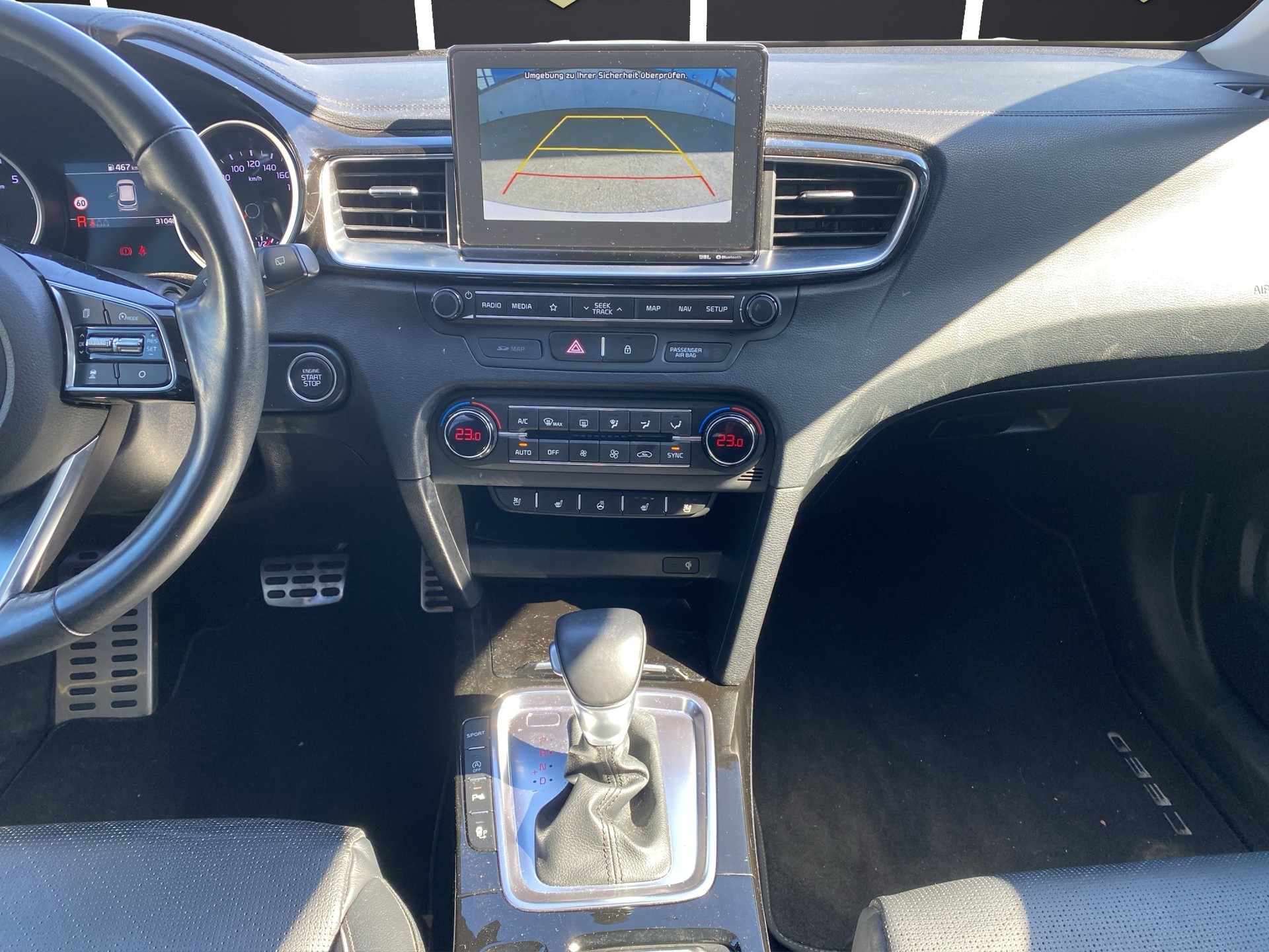 KIA Ceed 1.4 T-GDi Style DCT-image-13
