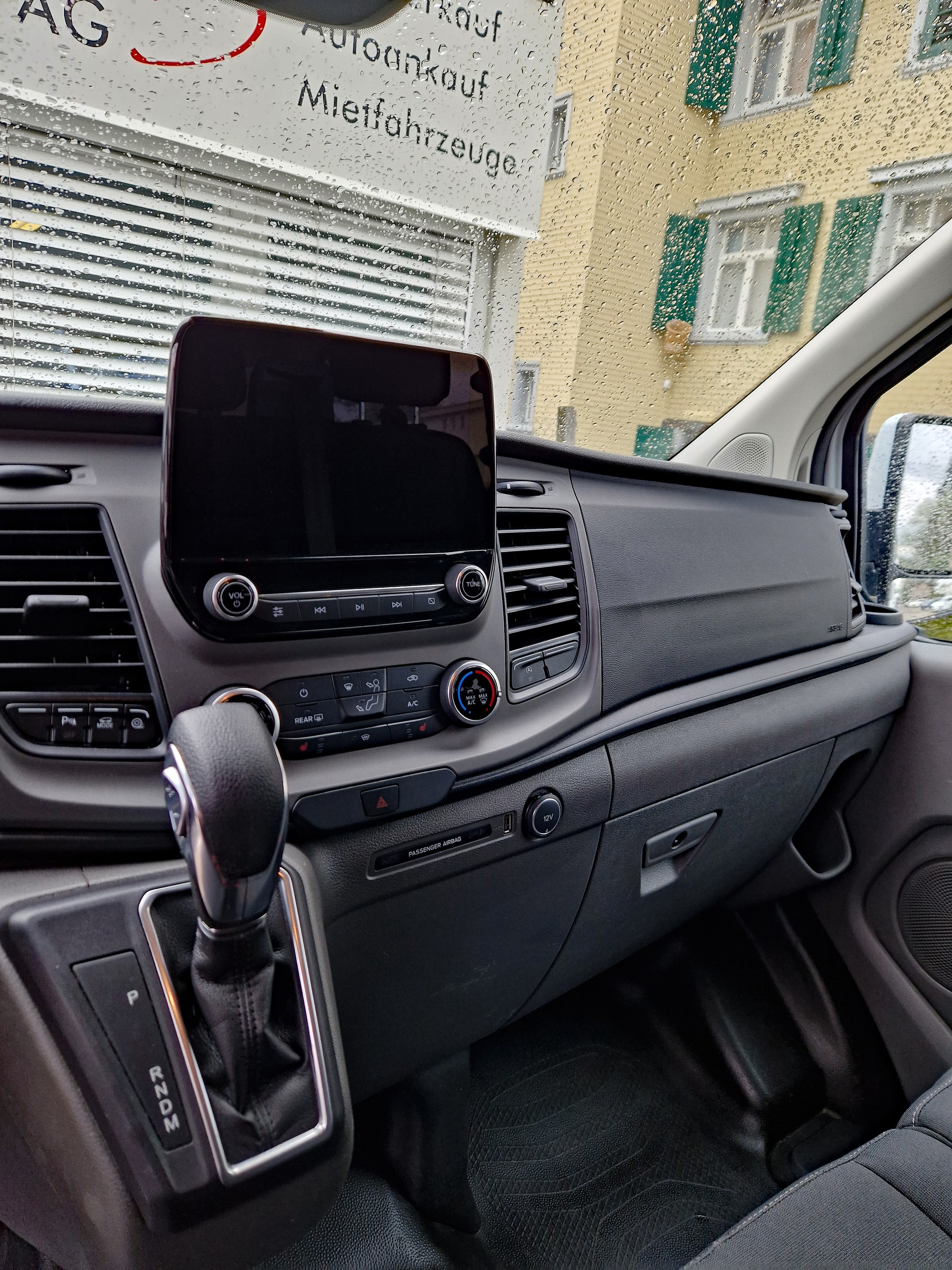 FORD 320 L2H1-image-7