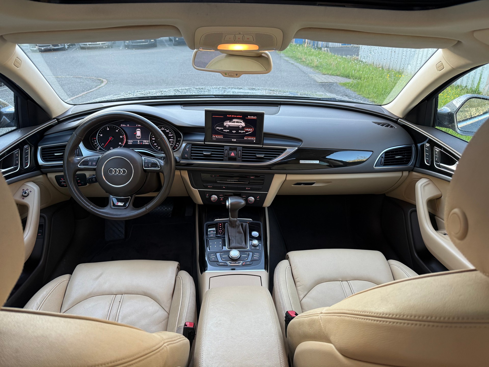 AUDI A6 Avant 3.0 TDI V6 quattro S-tronic-image-13